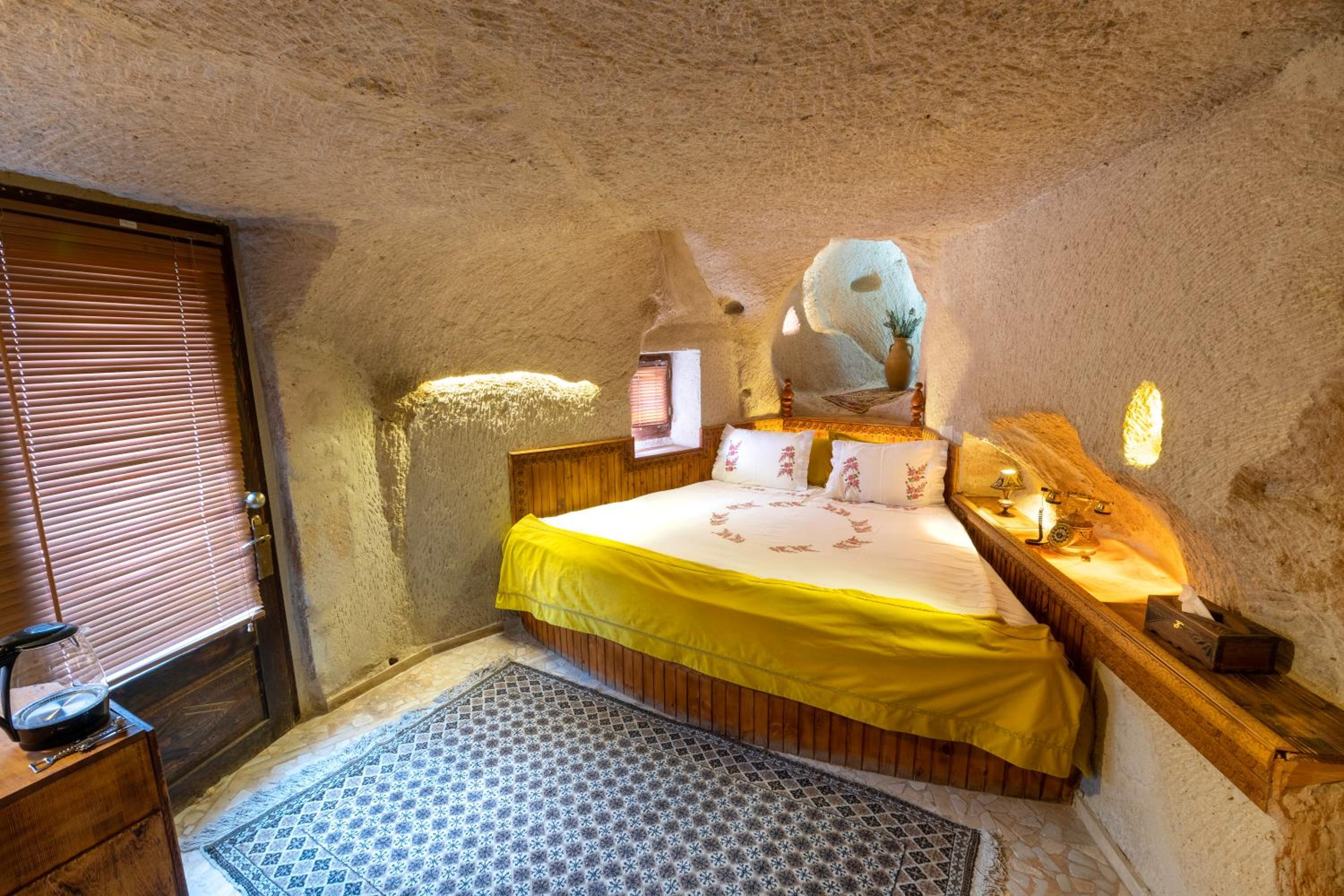 Double Cave Room  - Photo 13