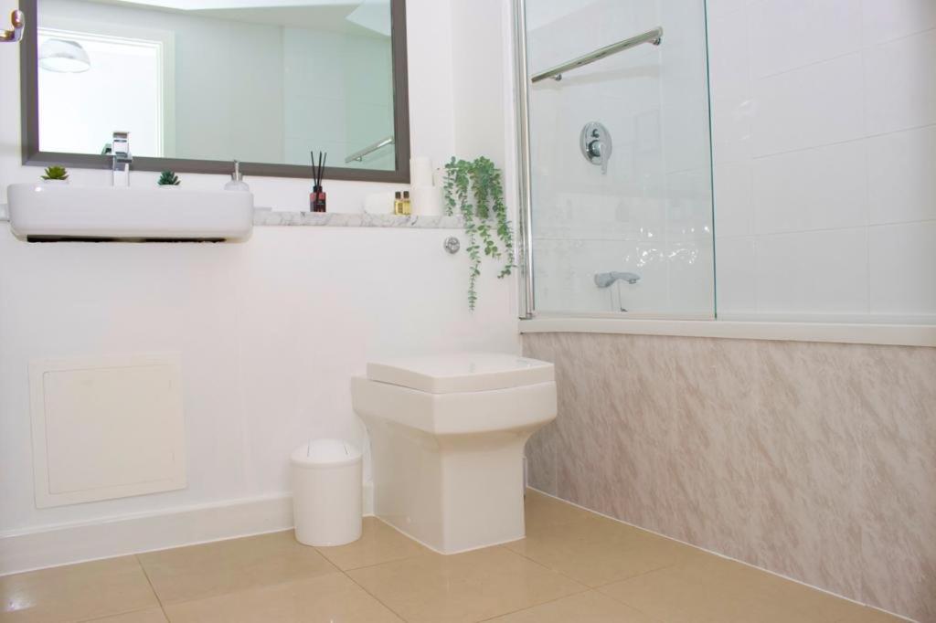 Two-Bedroom Apartment - Photo 10