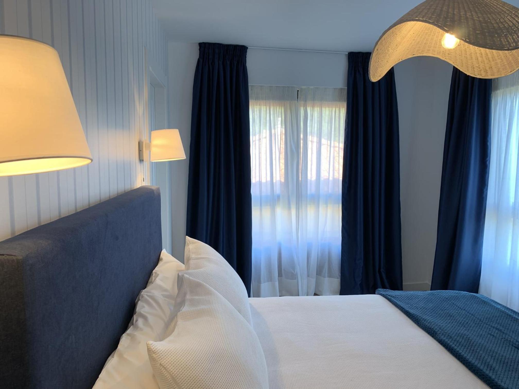 Deluxe Double Room with Sea View photo 3