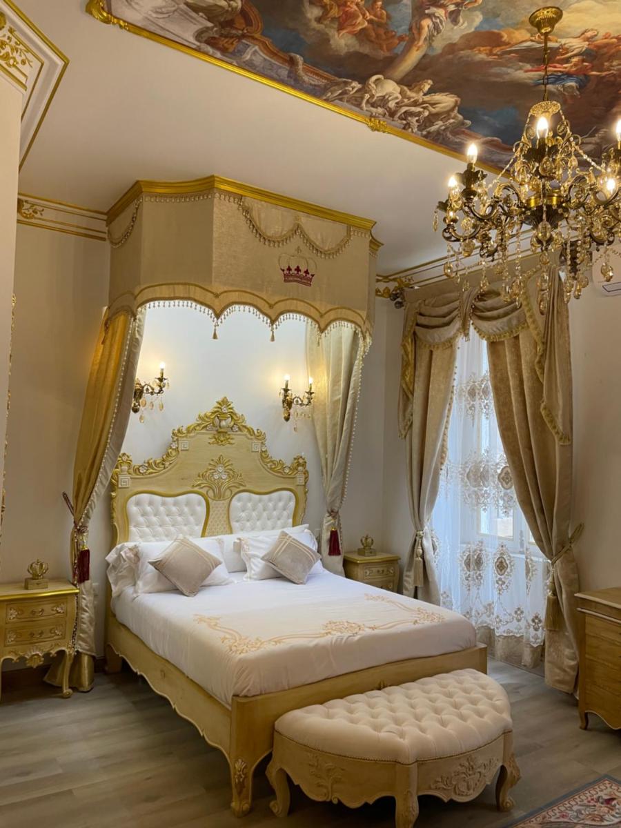 Deluxe Suite - Photo 3