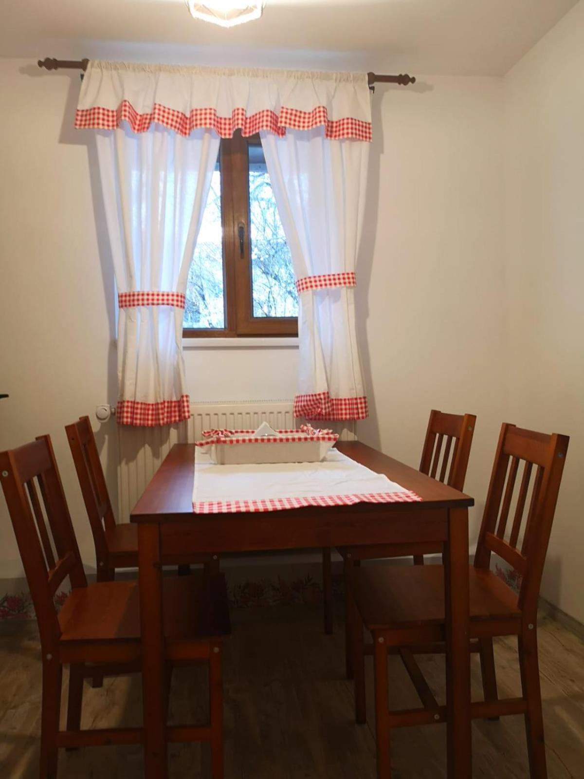 Two-Bedroom Apartment - Photo 2