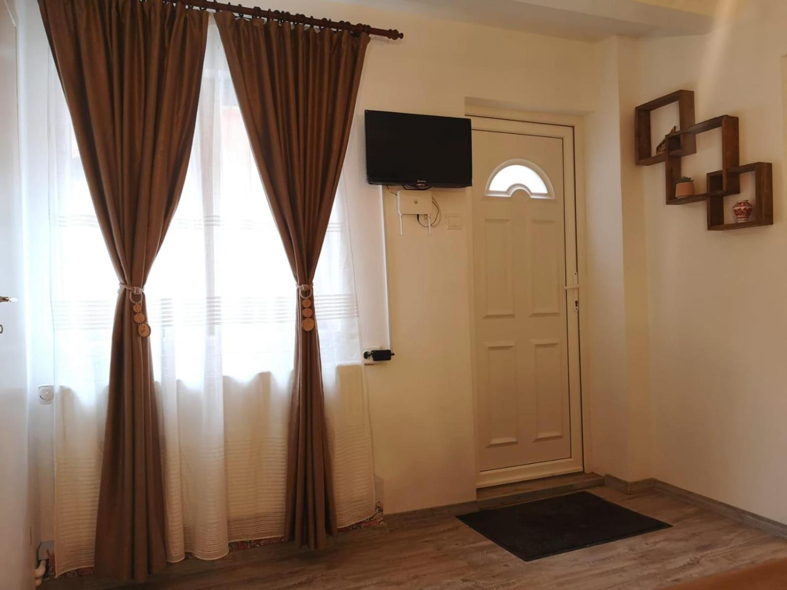 Two-Bedroom Apartment - Photo 8