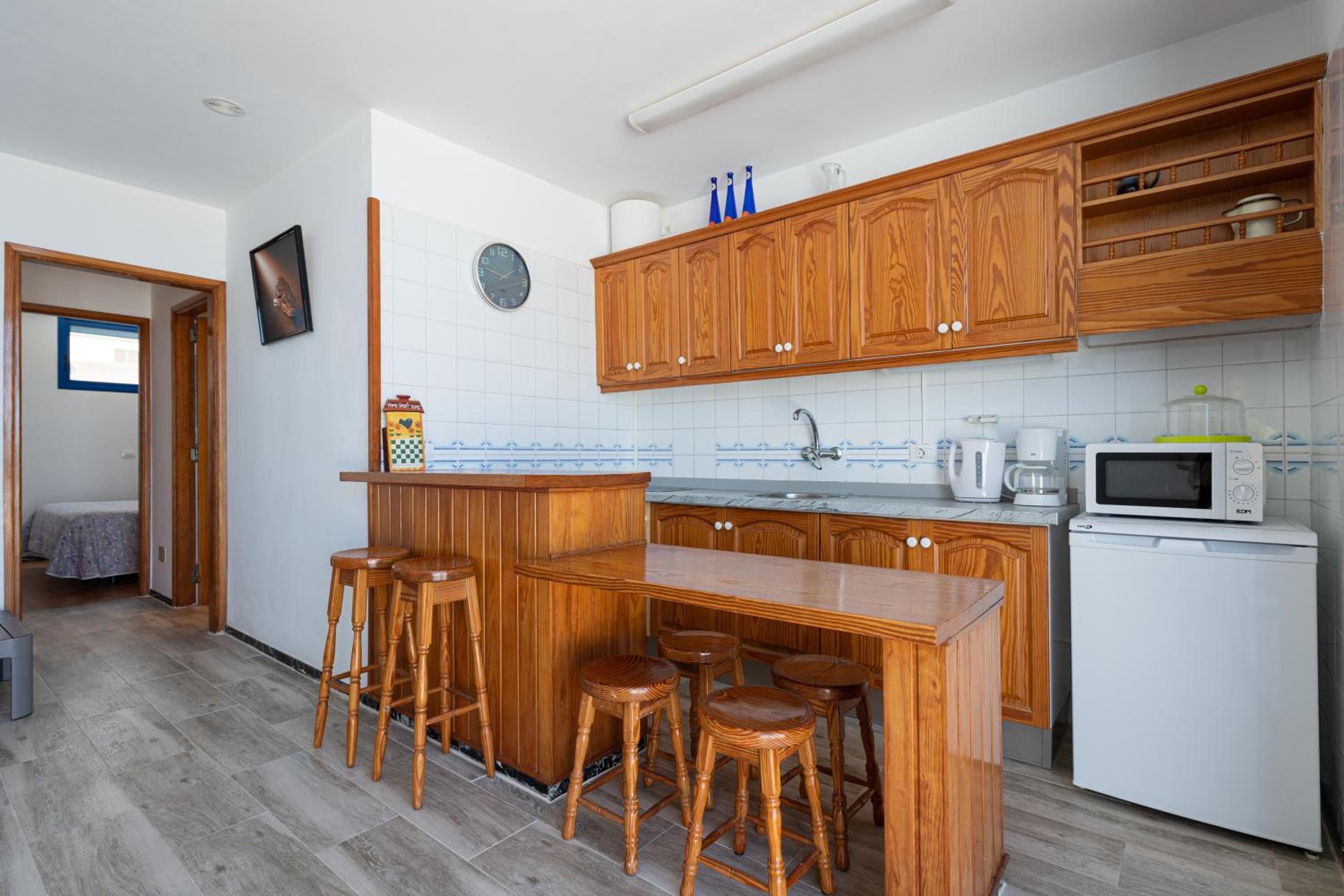 Apartment with Sea View - Photo 15