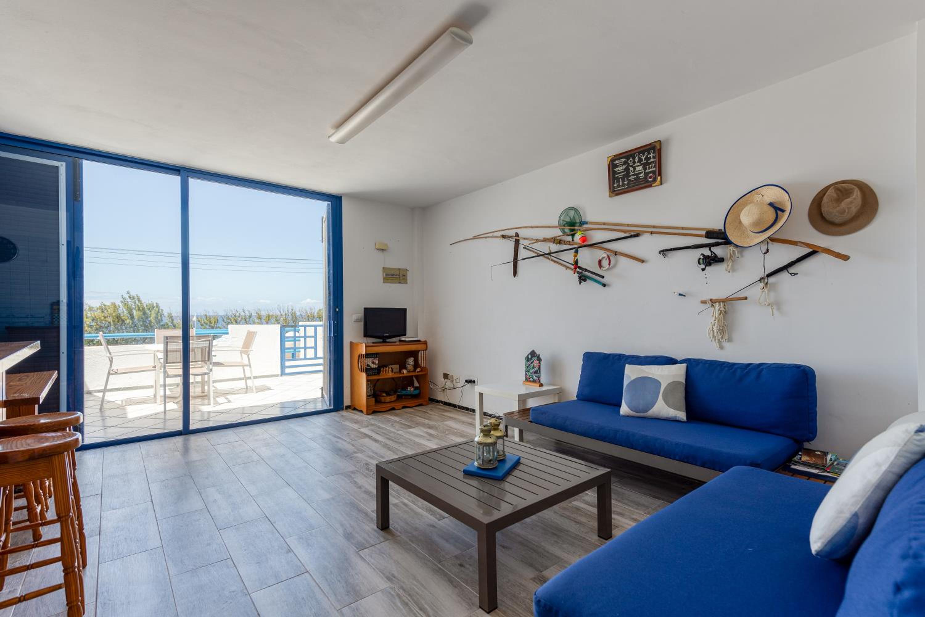 Apartment with Sea View - Photo 16
