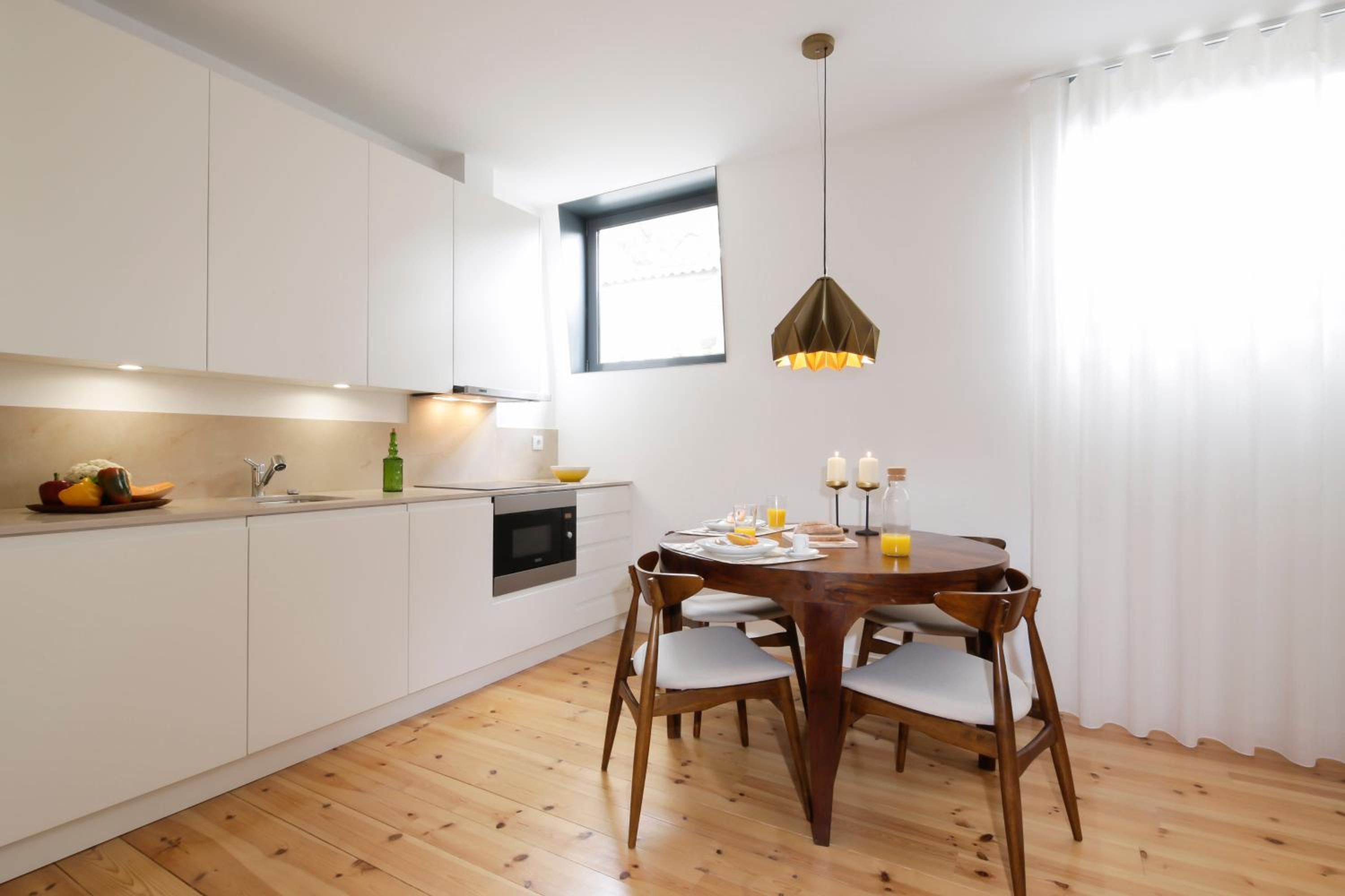 Two-Bedroom Apartment - Photo 5