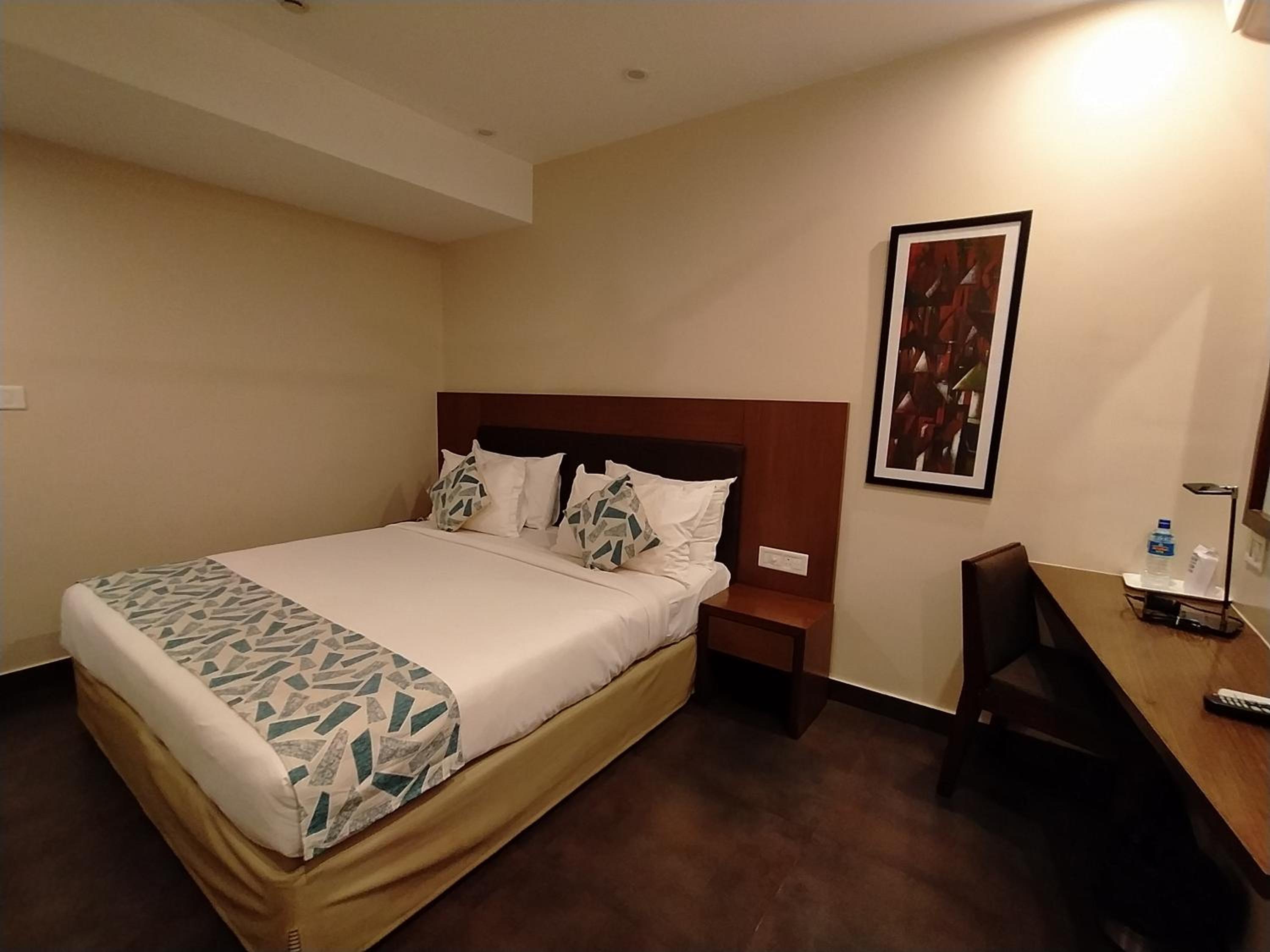 Deluxe Double Room - Photo 4