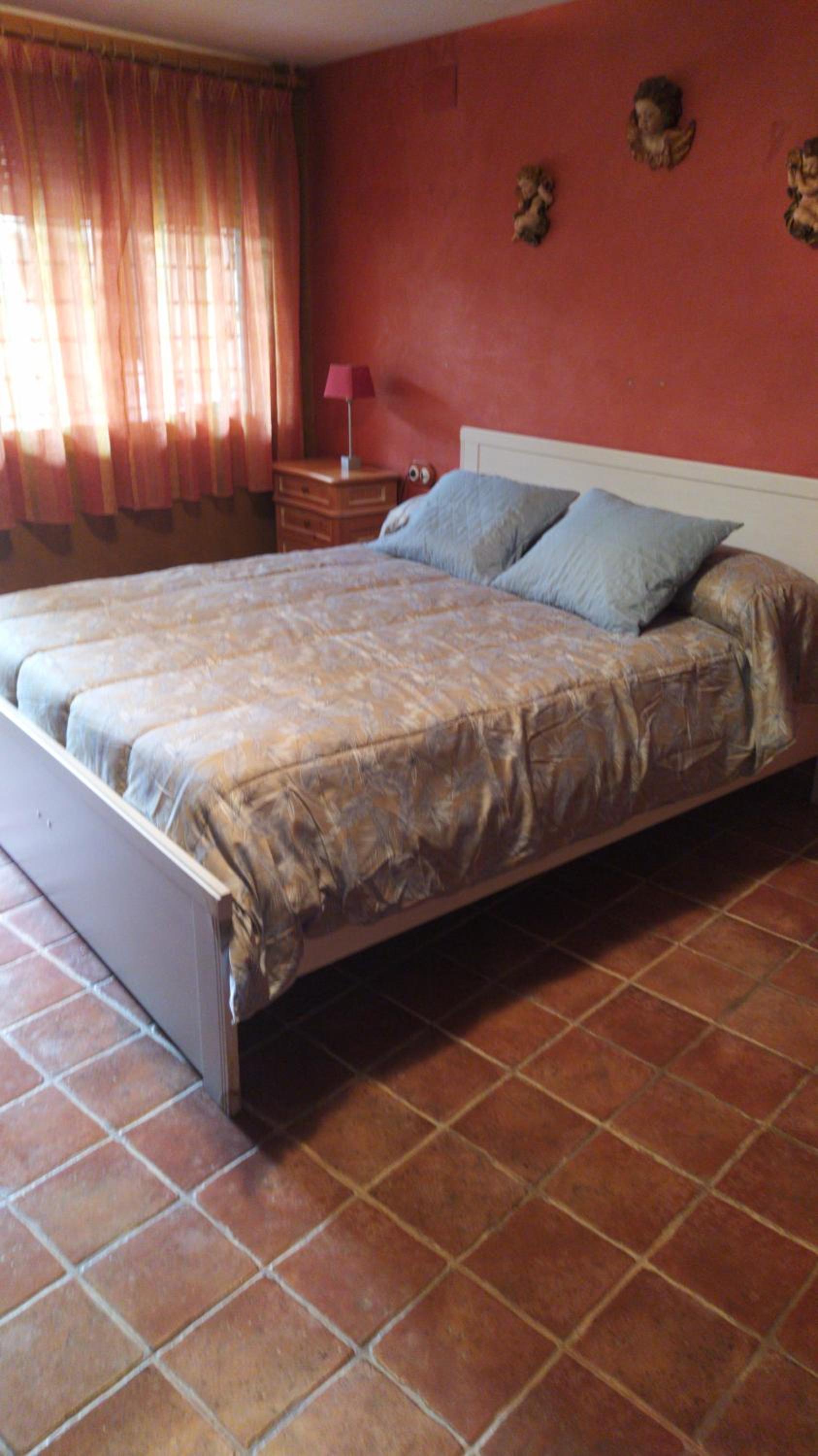 Double Room with Spa Bath - Photo 1