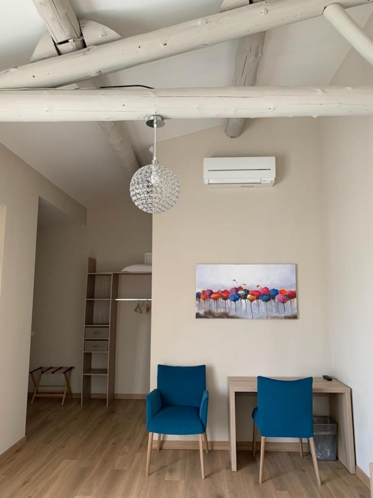 Superior Double Room - Photo 8