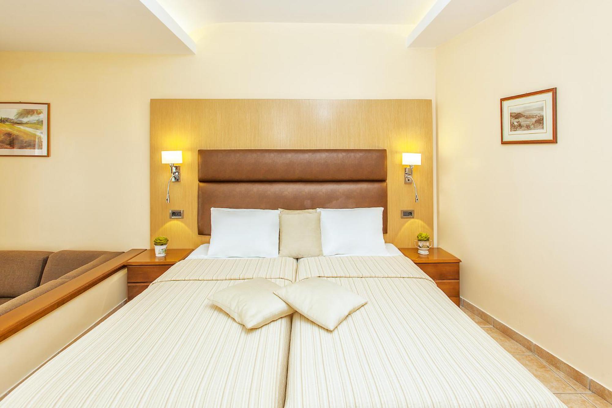 Classic Room with Balcony photo 3
