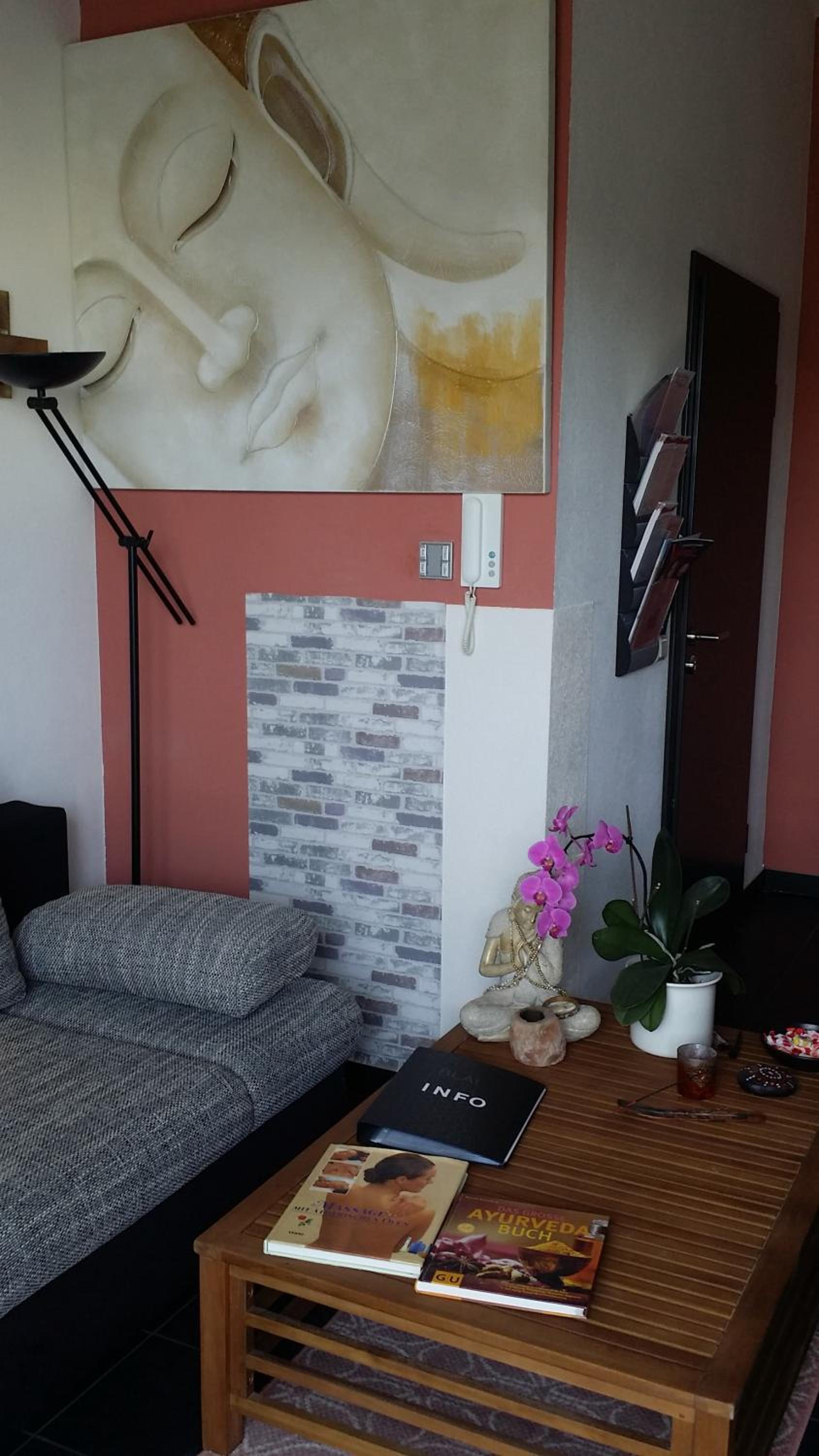 One-Bedroom House photo 2