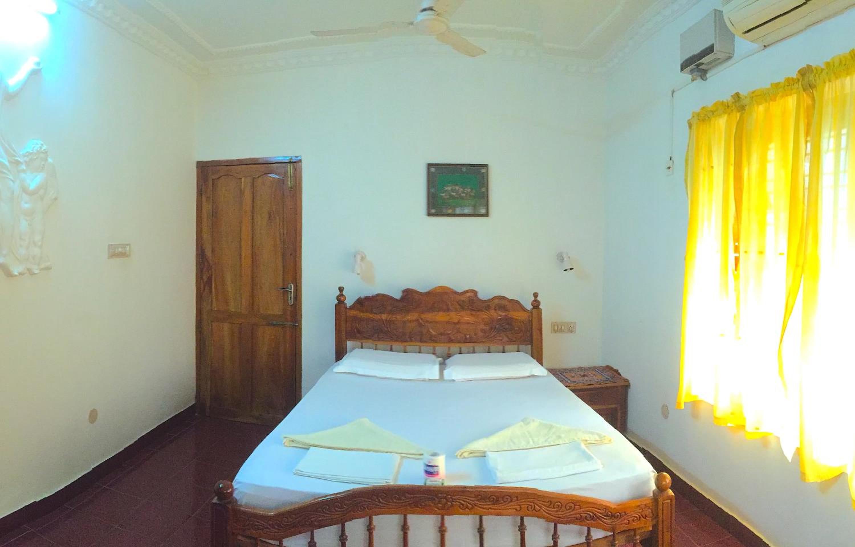 Standard Double Room photo 2