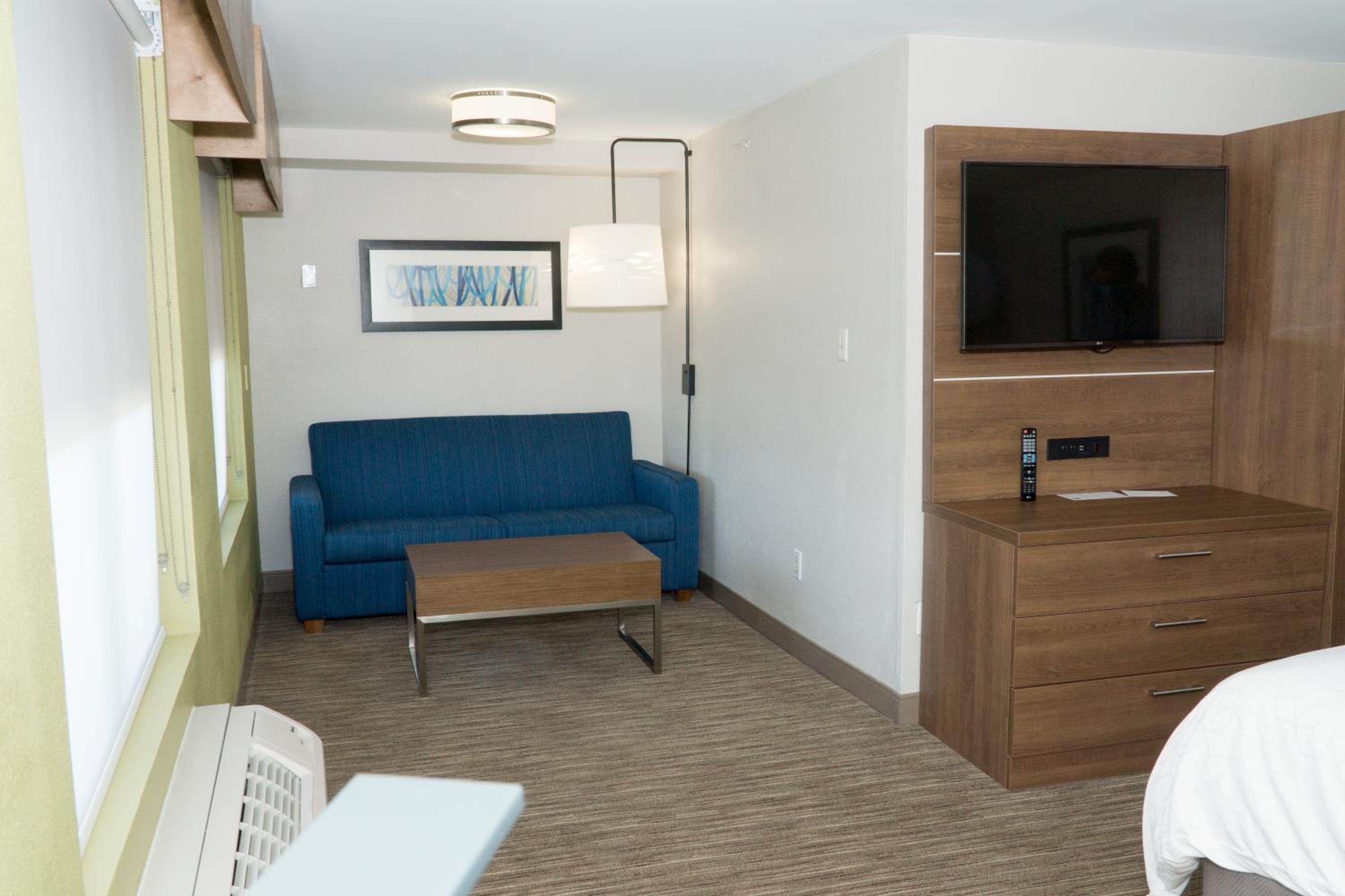 King Suite - Photo 5