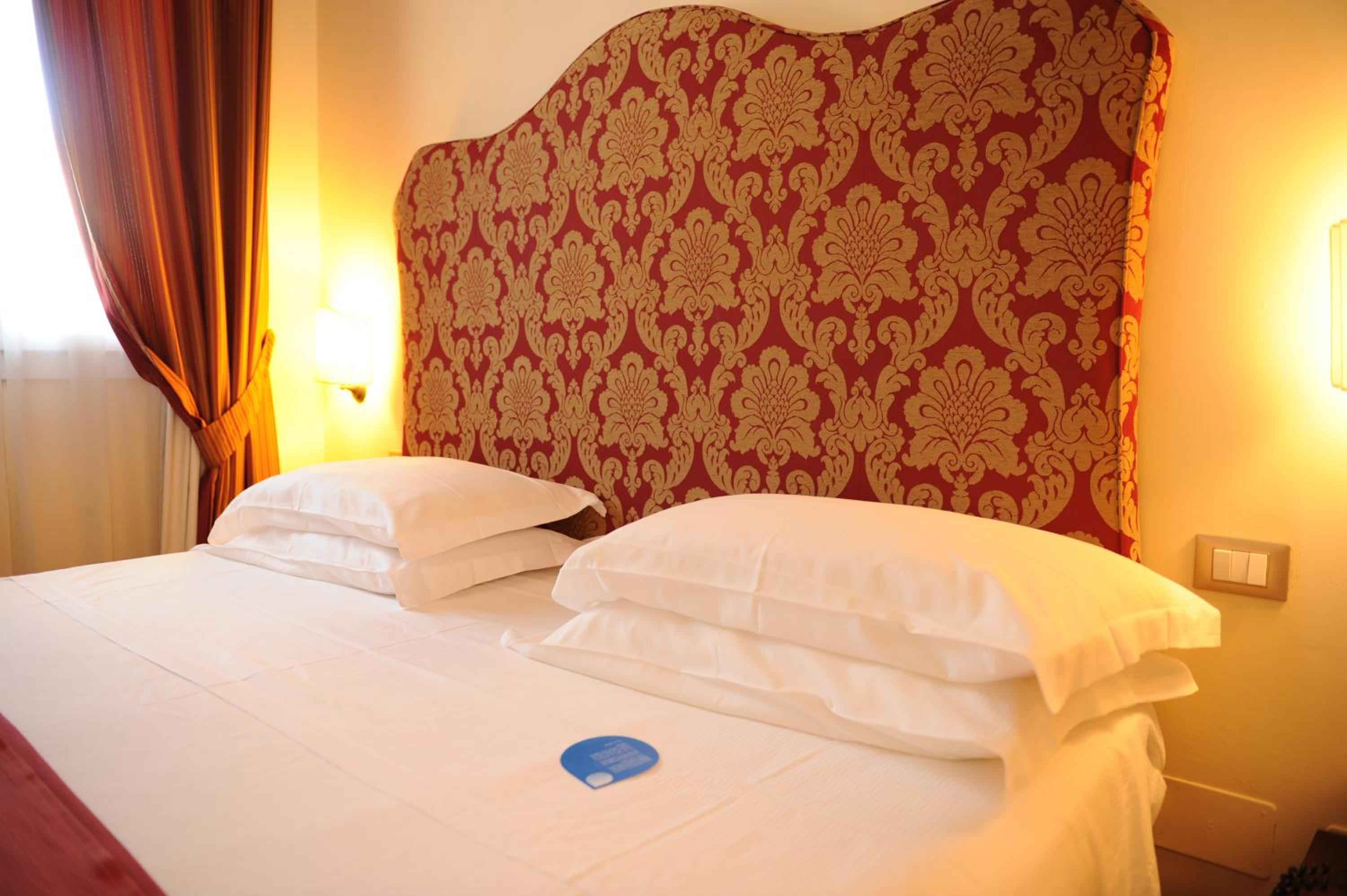 Superior Double or Twin Room - Photo 4