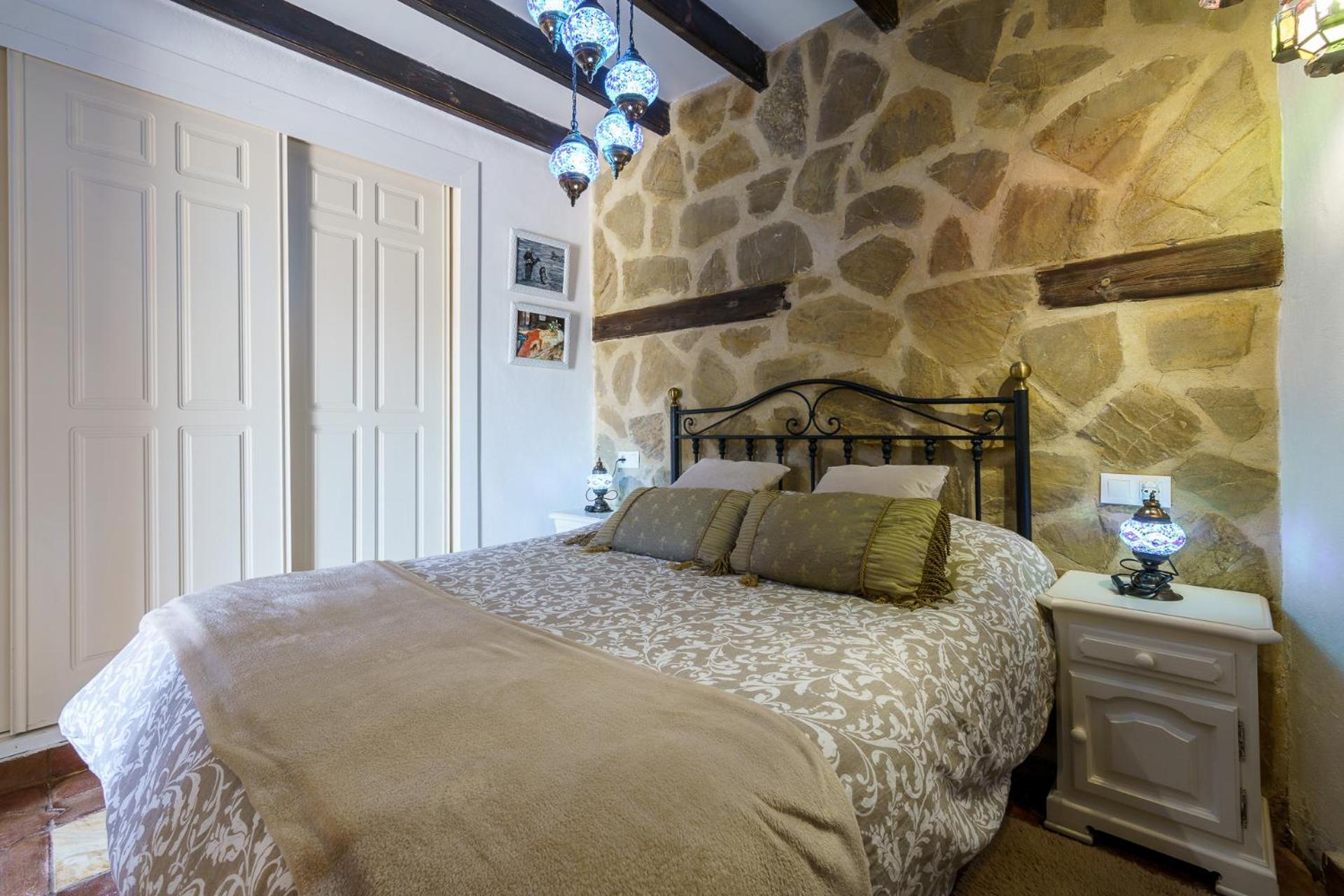 One-Bedroom Apartment - Photo 13