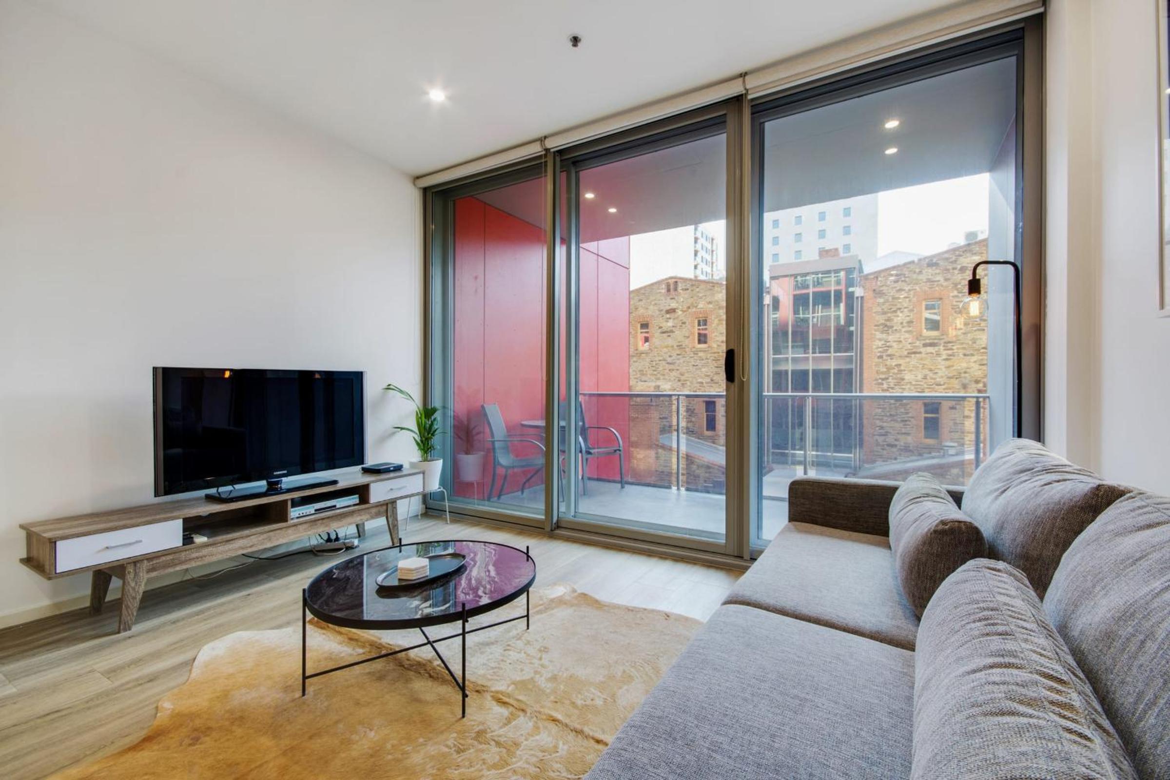 2 Bedroom Apartment - Photo 12