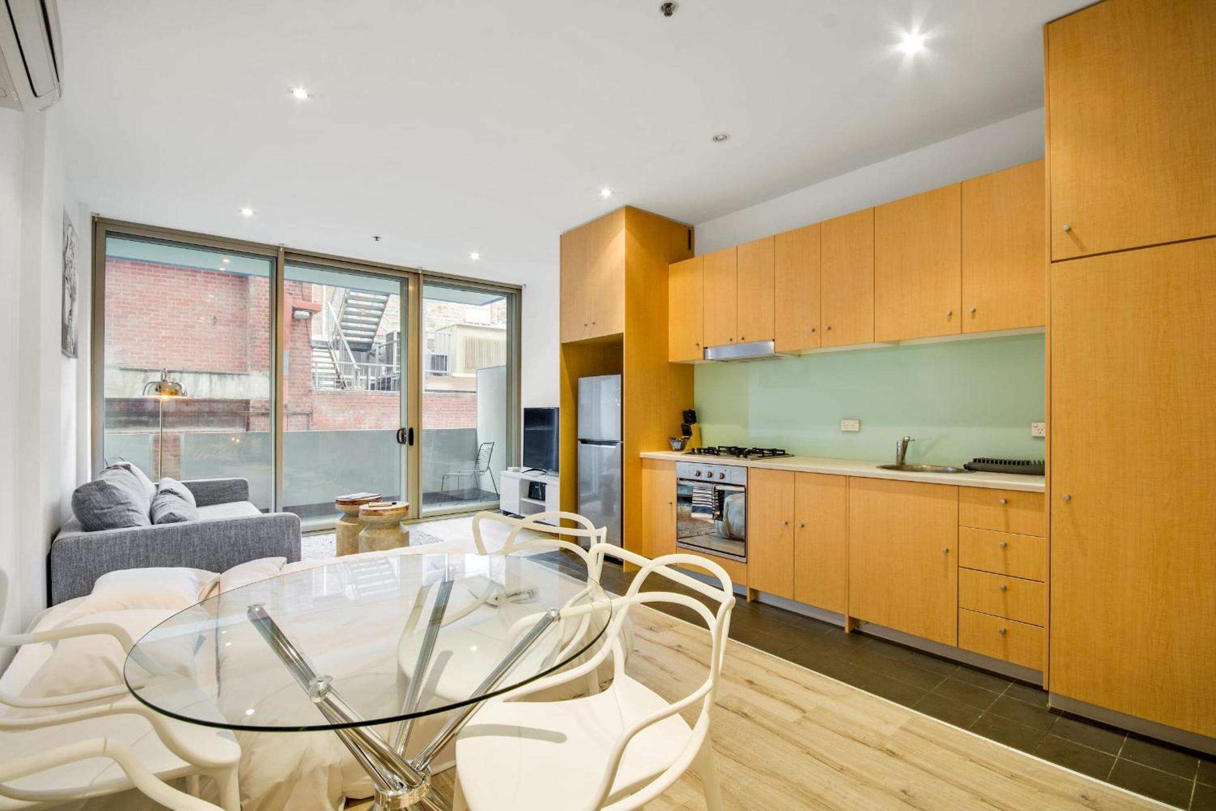 2 Bedroom Apartment - Photo 7