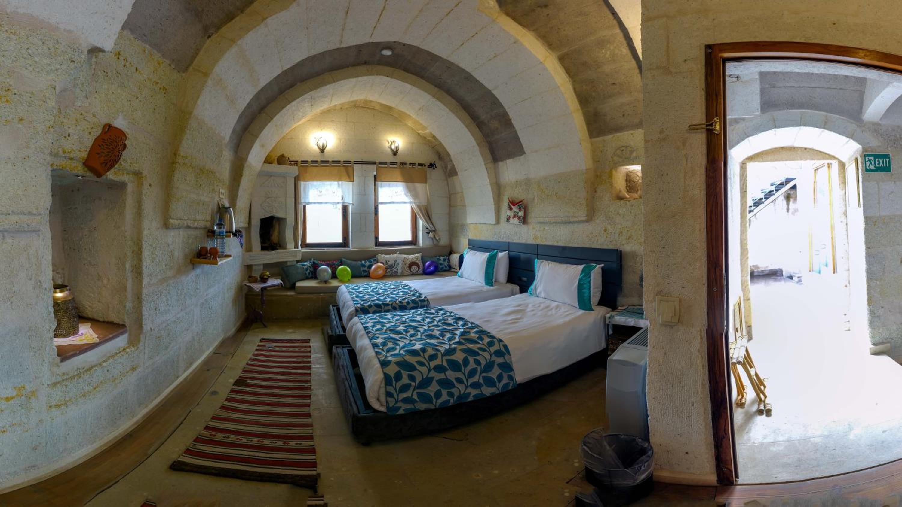 Twin Room with Mountain View - Photo 8