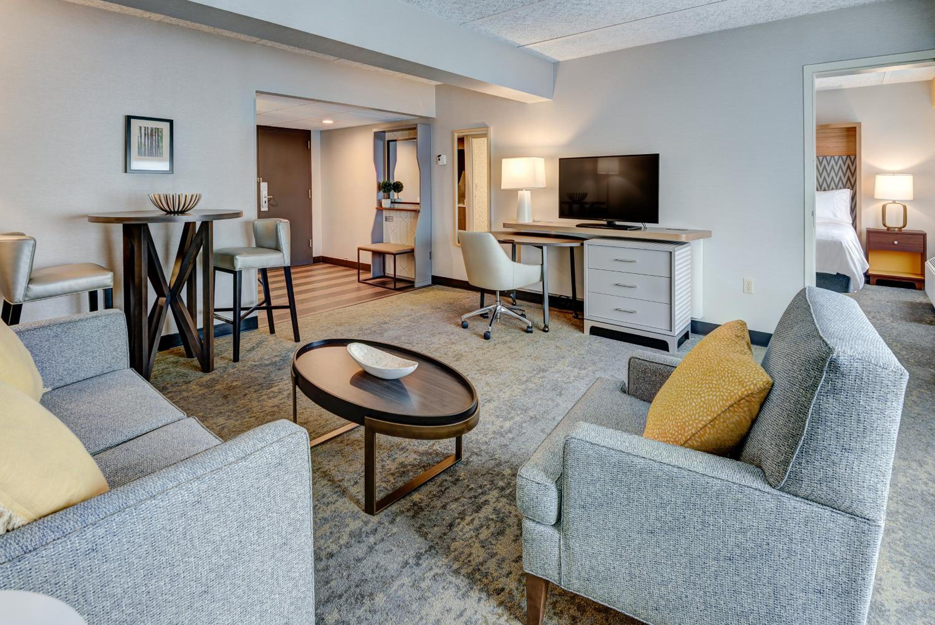 King Suite with Sofa Bed photo 2