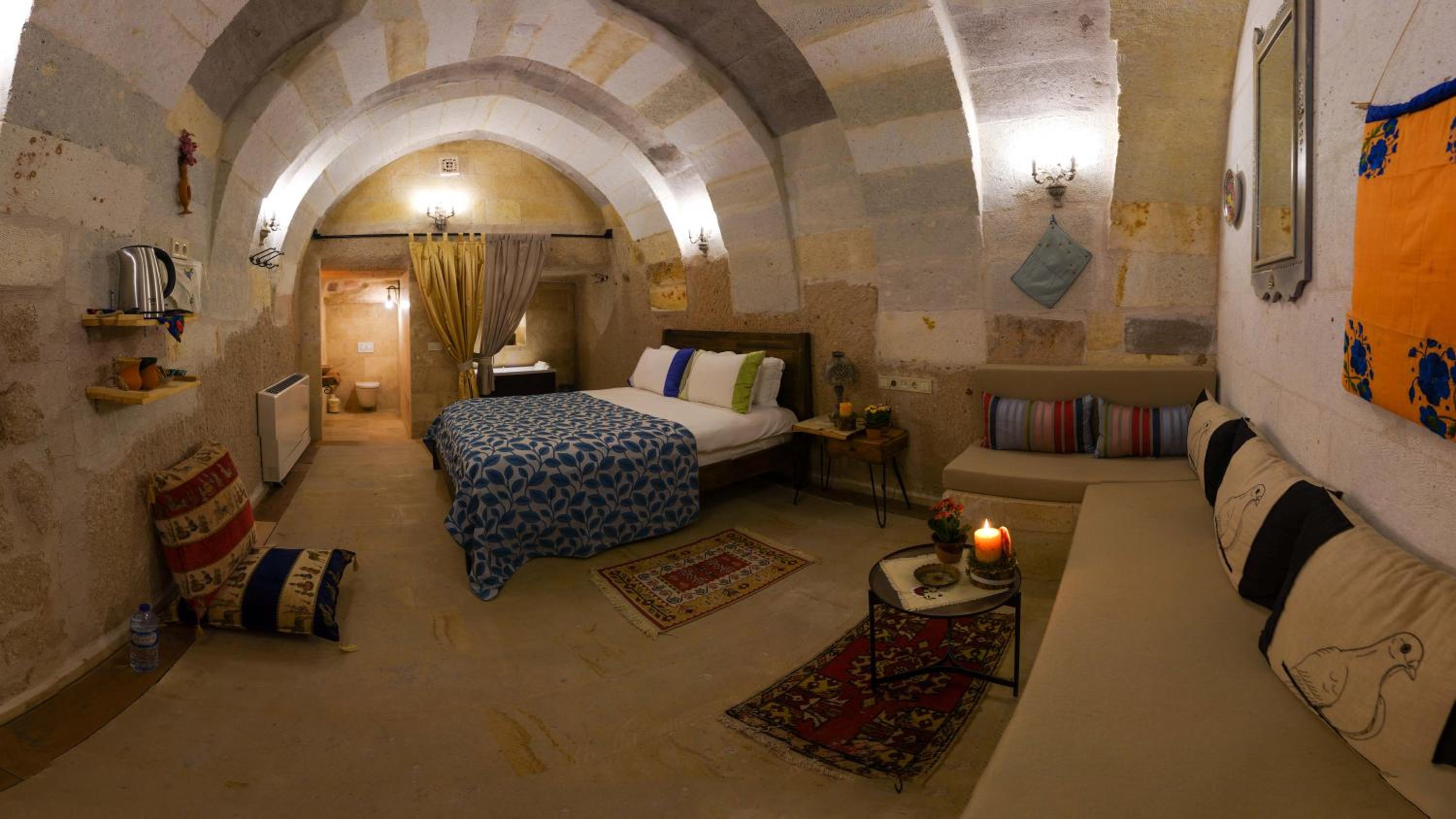 Economy Twin Room - Photo 1