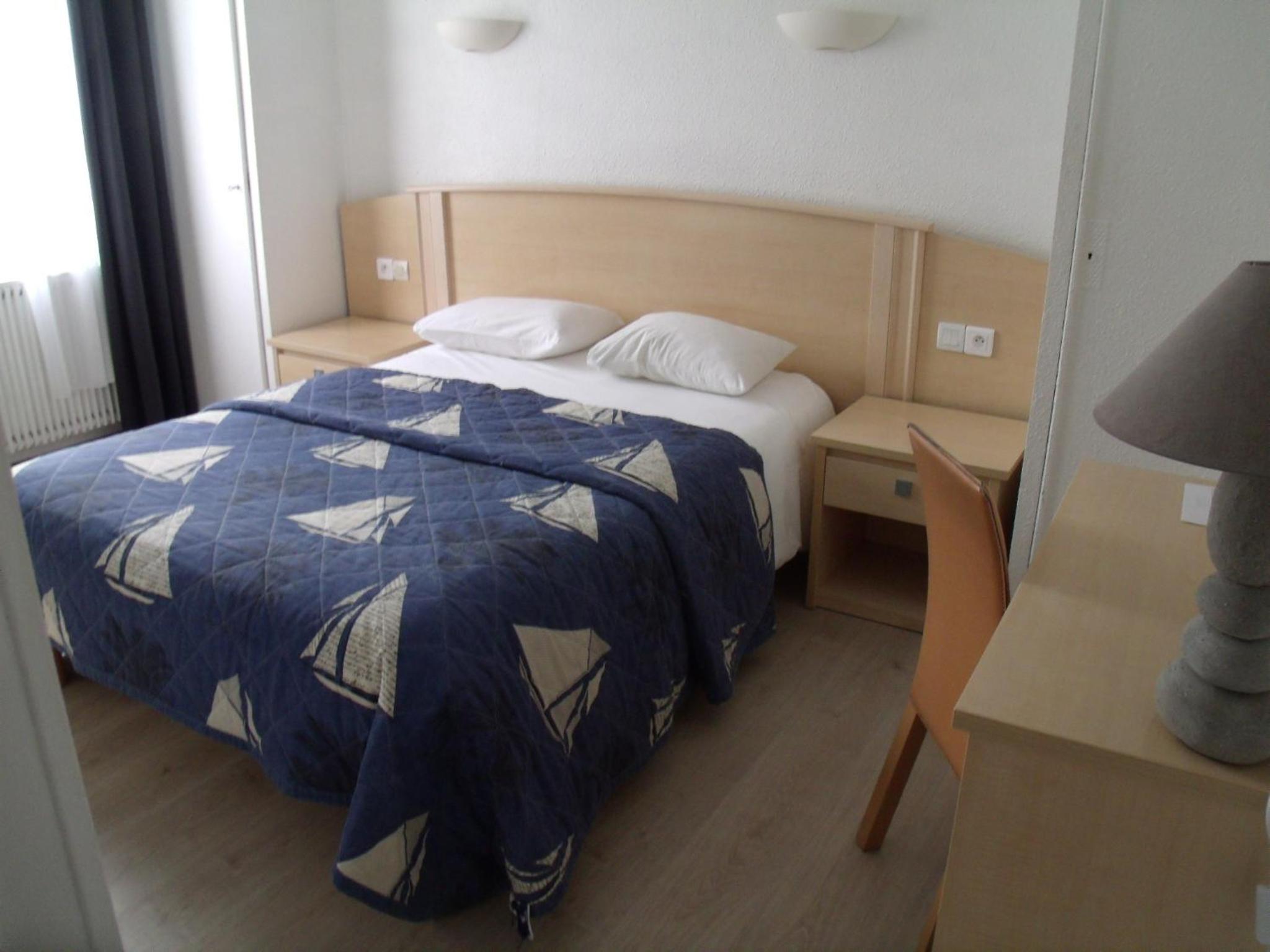 Standard Double Room photo 3