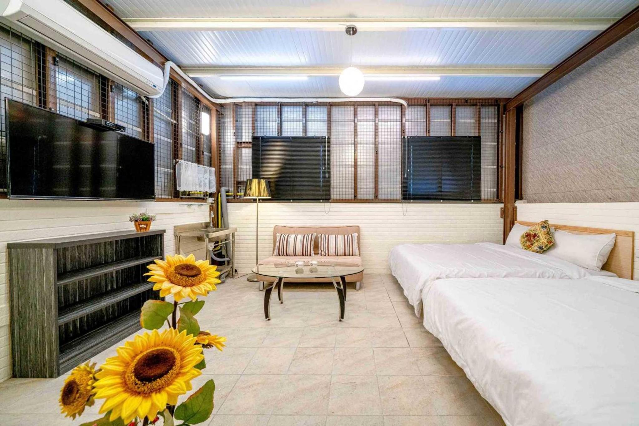 Family Suite with Balcony photo 2