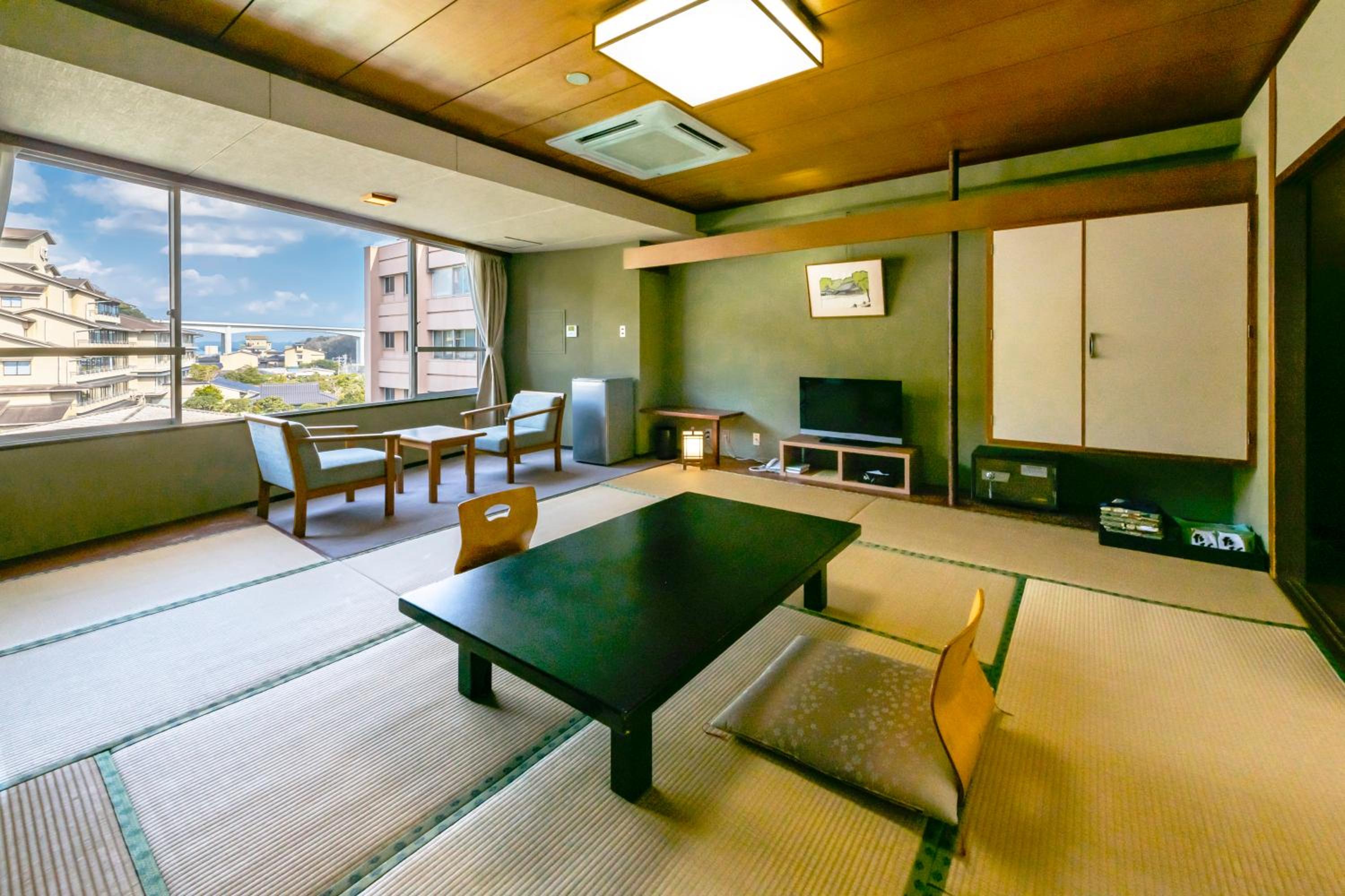 Standard Quadruple Room photo 2