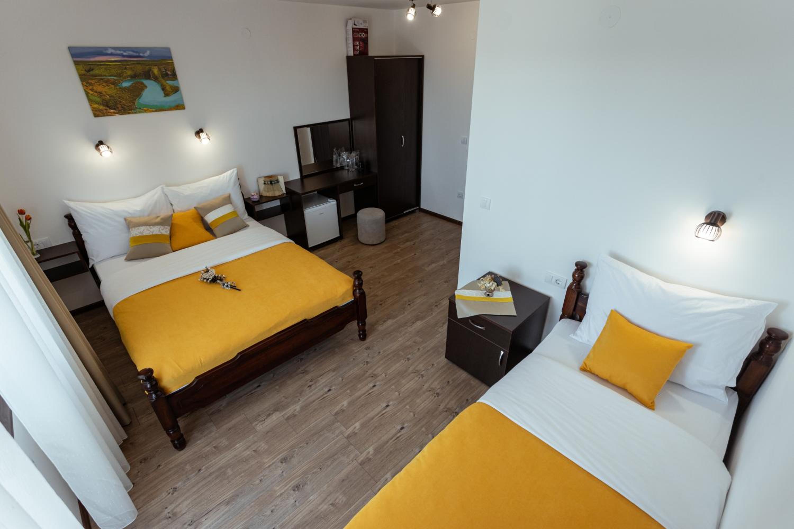 Triple Room with Terrace photo 3