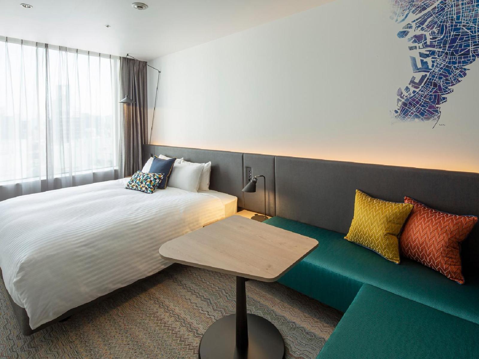 Deluxe King Room - Non-Smoking - Photo 1