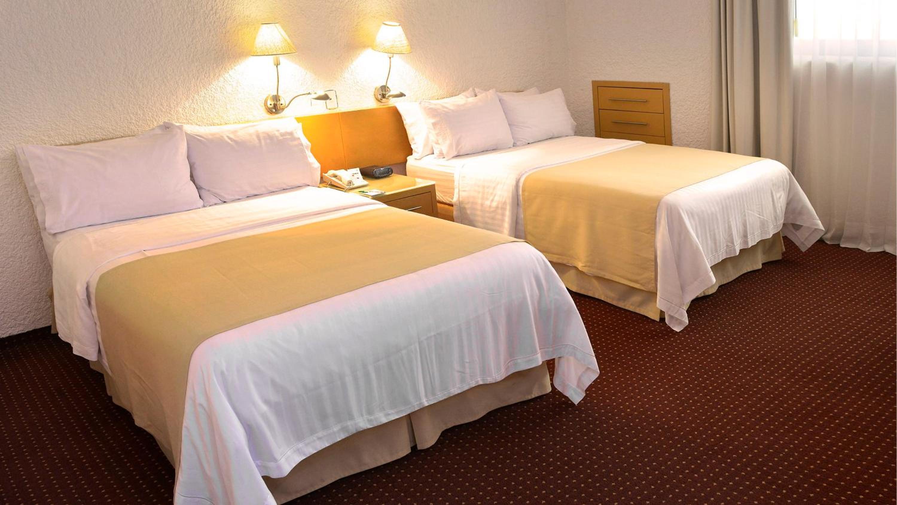 Standard Double Room with Two Double Beds photo 1