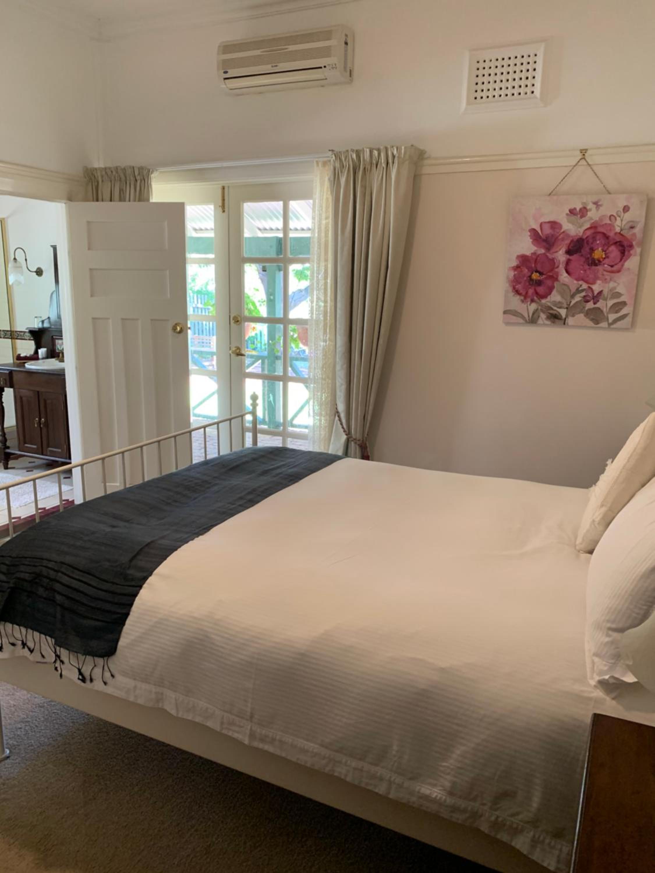 The Spring Queen Suite - Photo 7