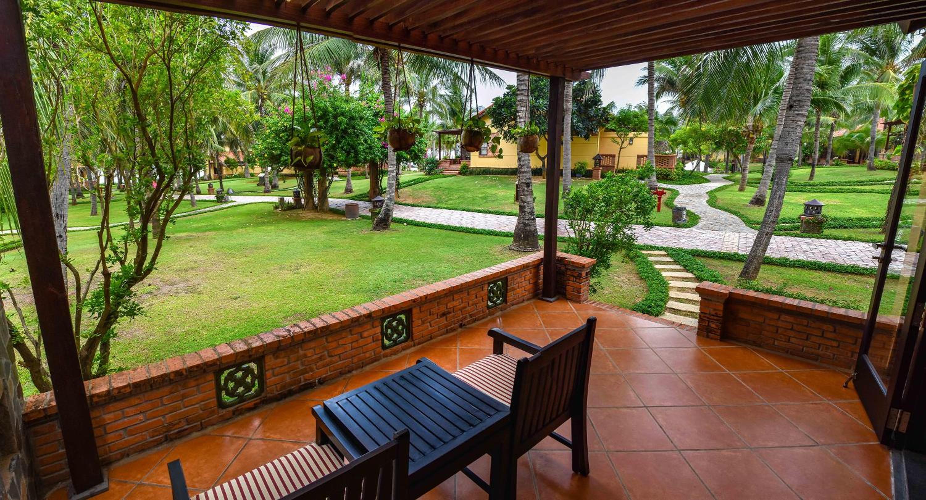 Bungalow Garden or Pool View with Terrace