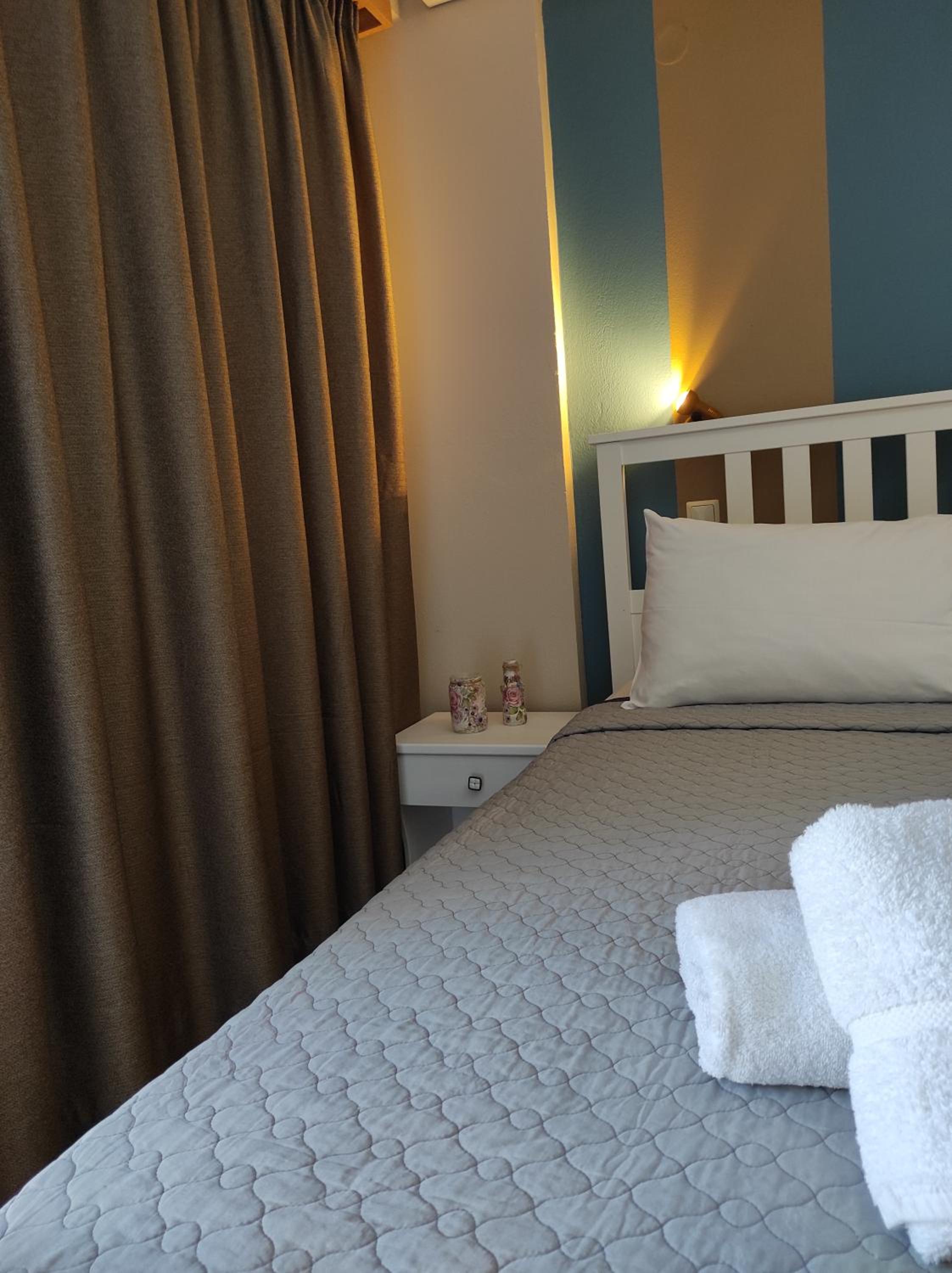 Economy Double Room - Ground Floor - Photo 7