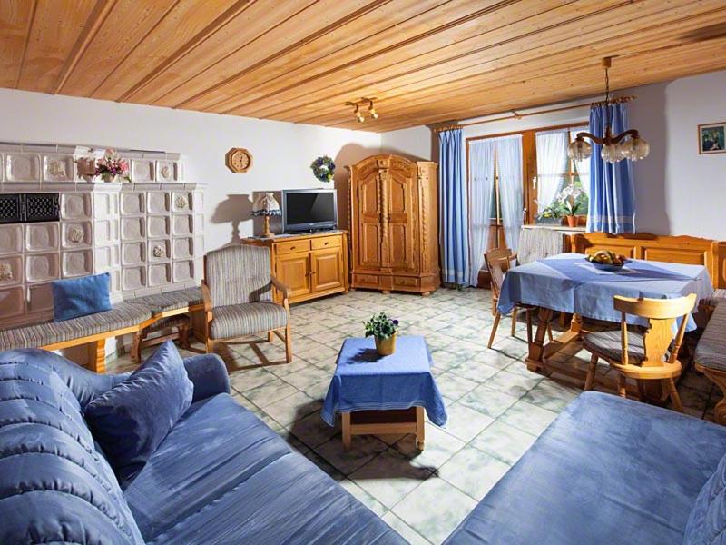 Three-Bedroom House photo 1