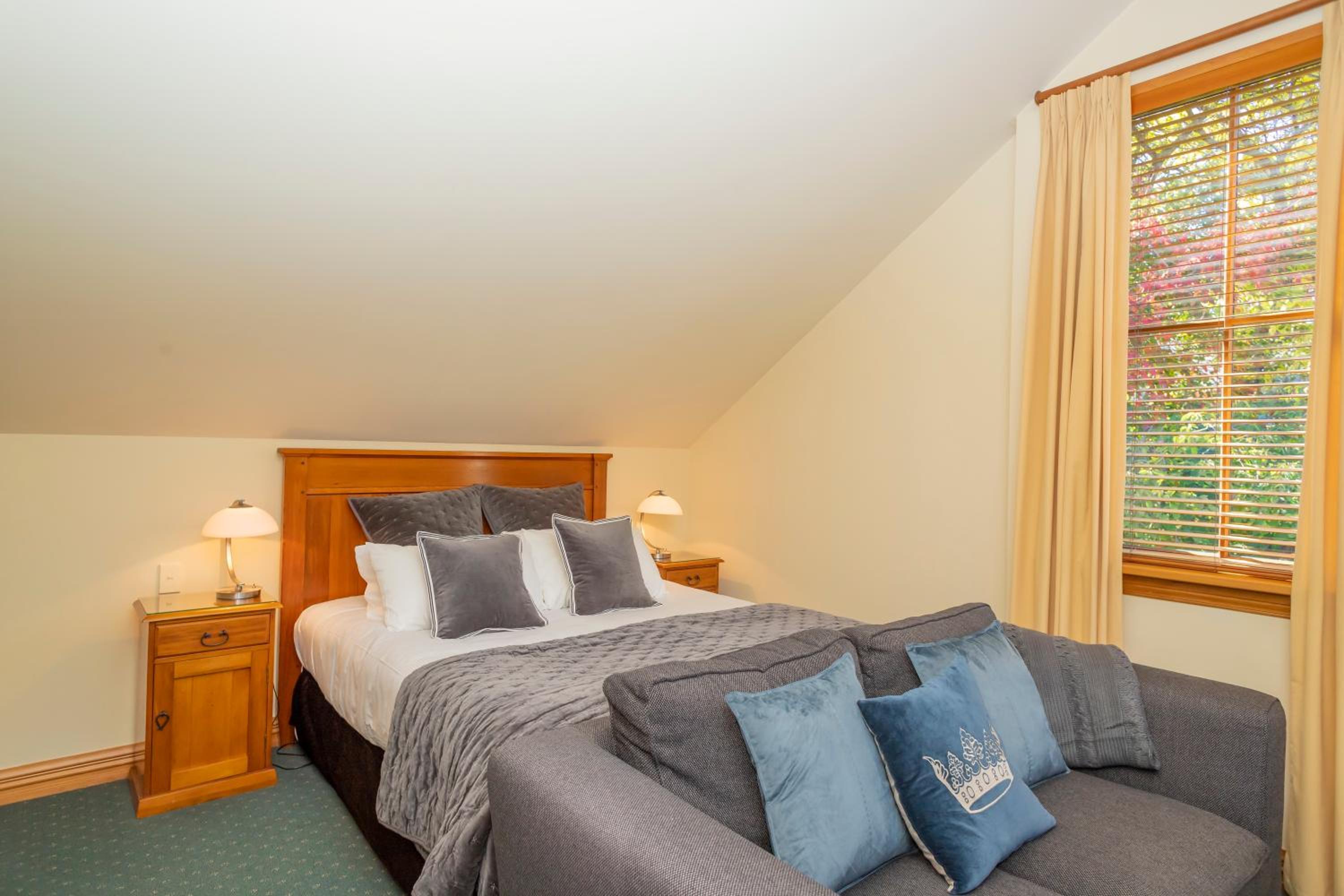 Queenstown Getaway - Deluxe Double Room