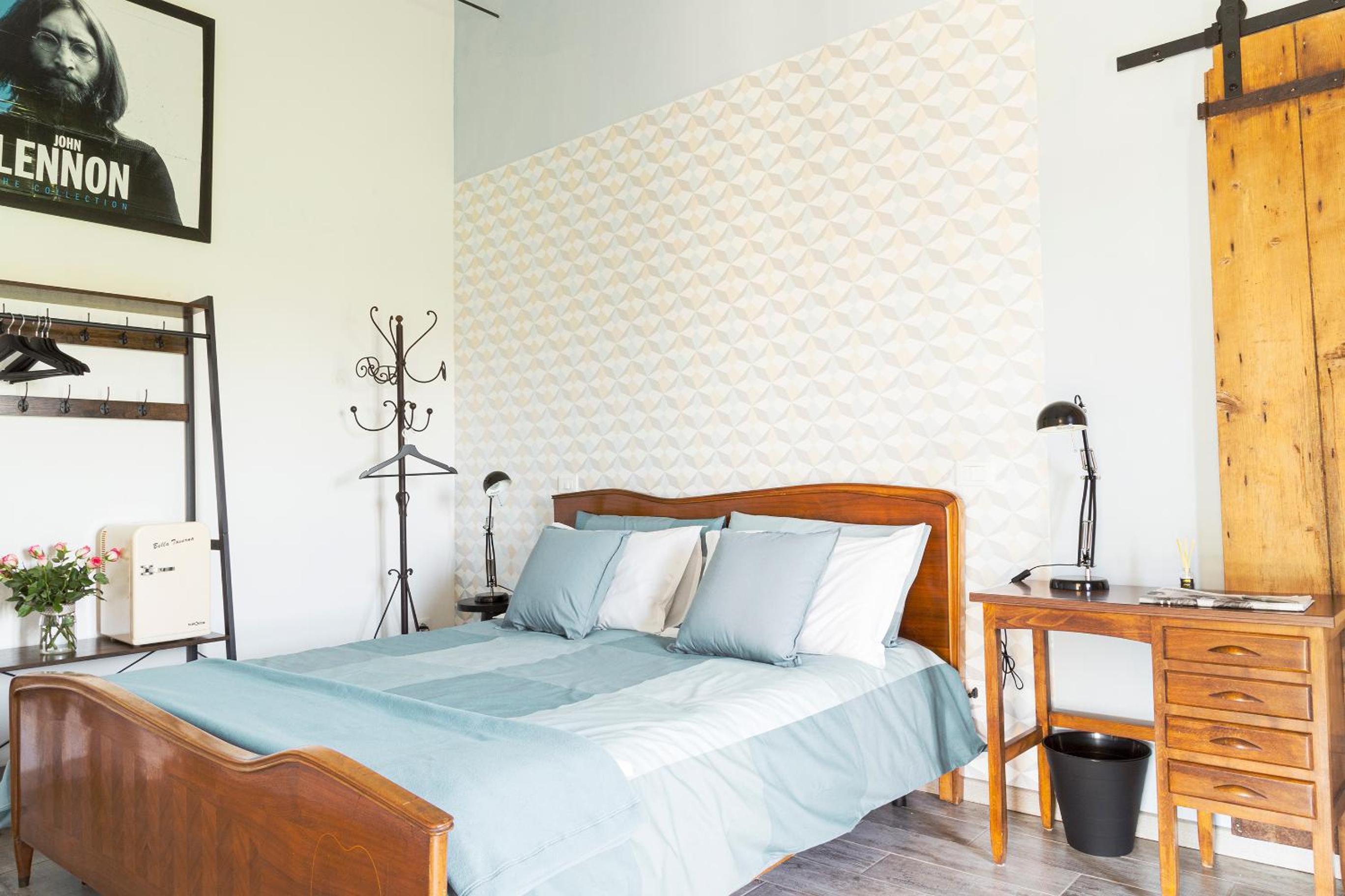 Double Room with Private Bathroom - Photo 7