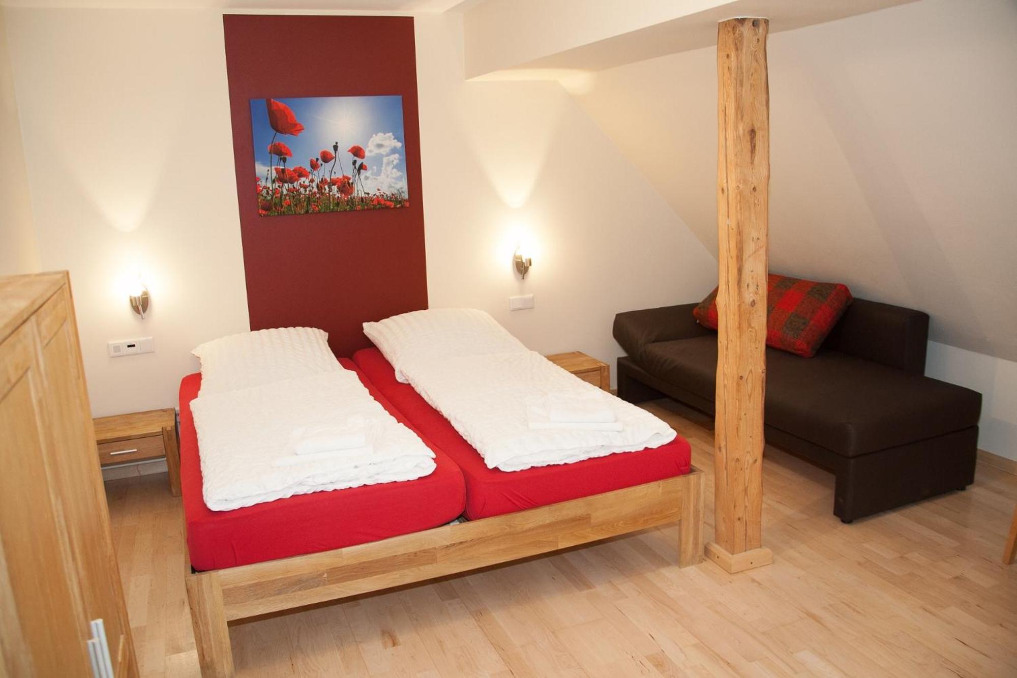 Triple Room with Bathroom photo 2