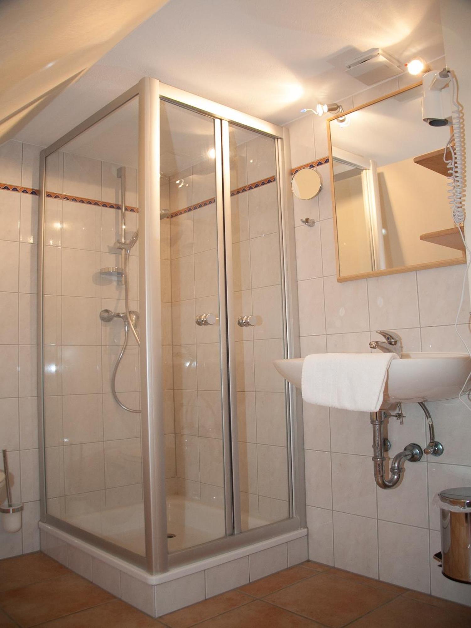 Triple Room with Bathroom photo 3