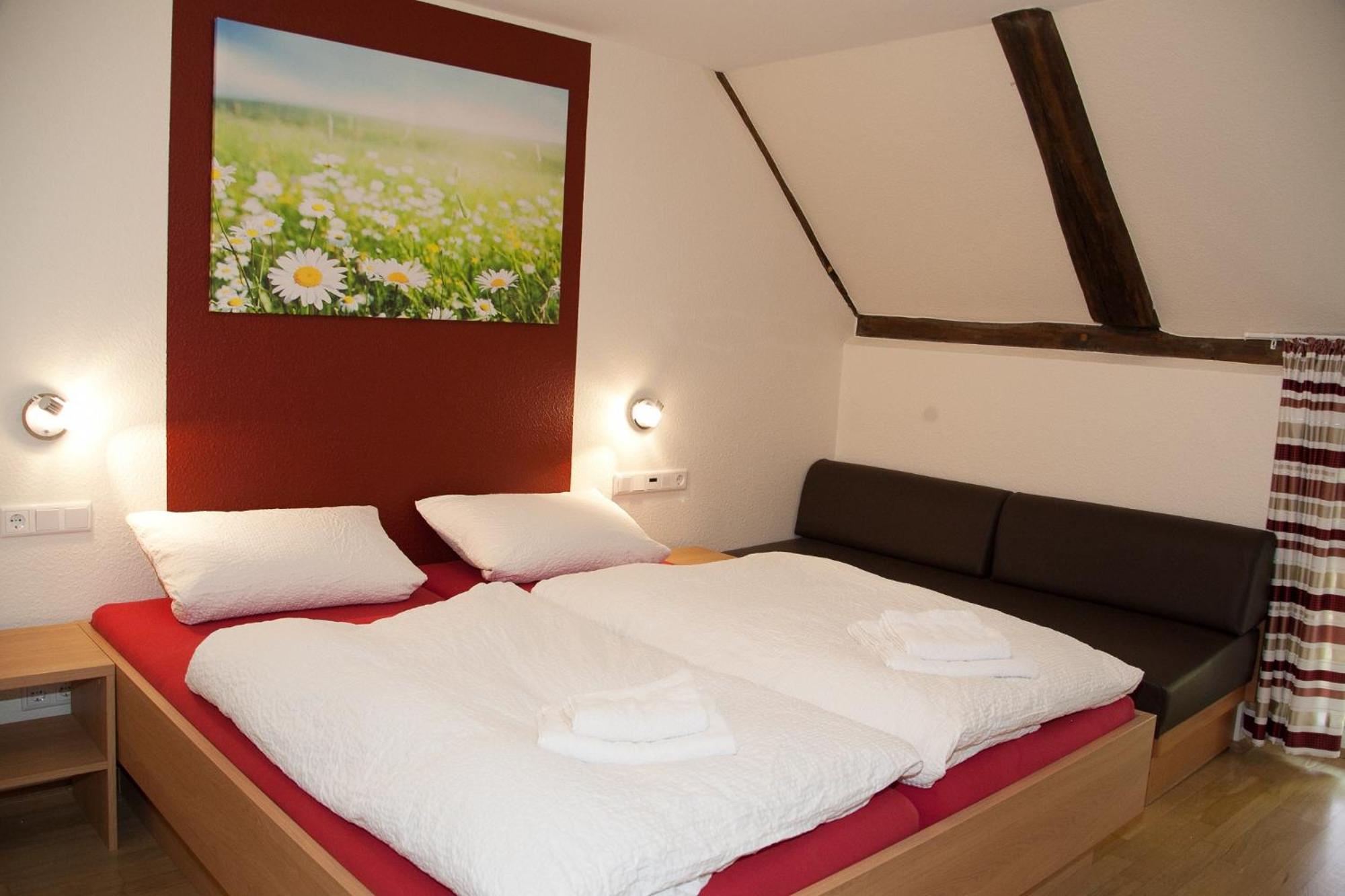 Quadruple Room with Bathroom photo 2