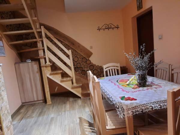 Two-Bedroom House - Photo 7