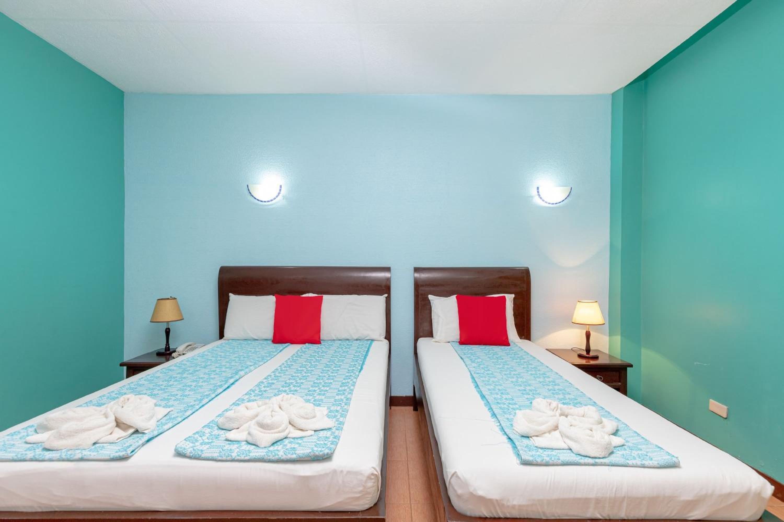 Deluxe Triple Room photo 3