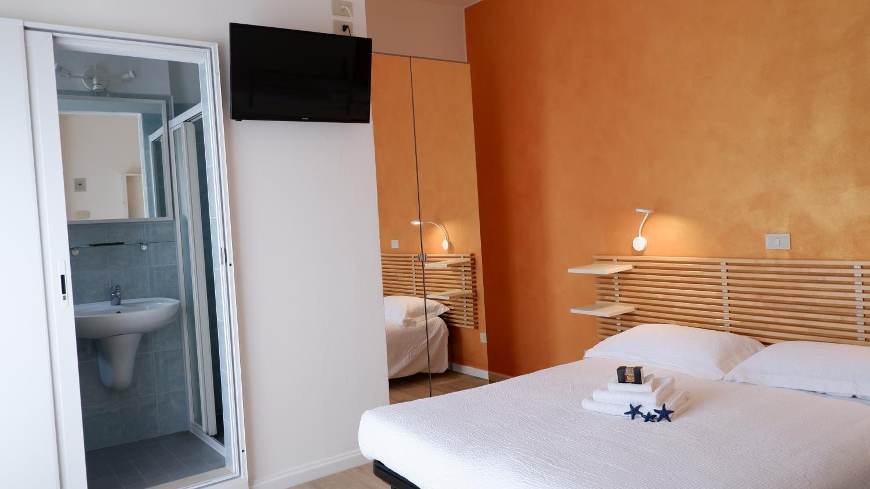 Triple Room with Balcony photo 1