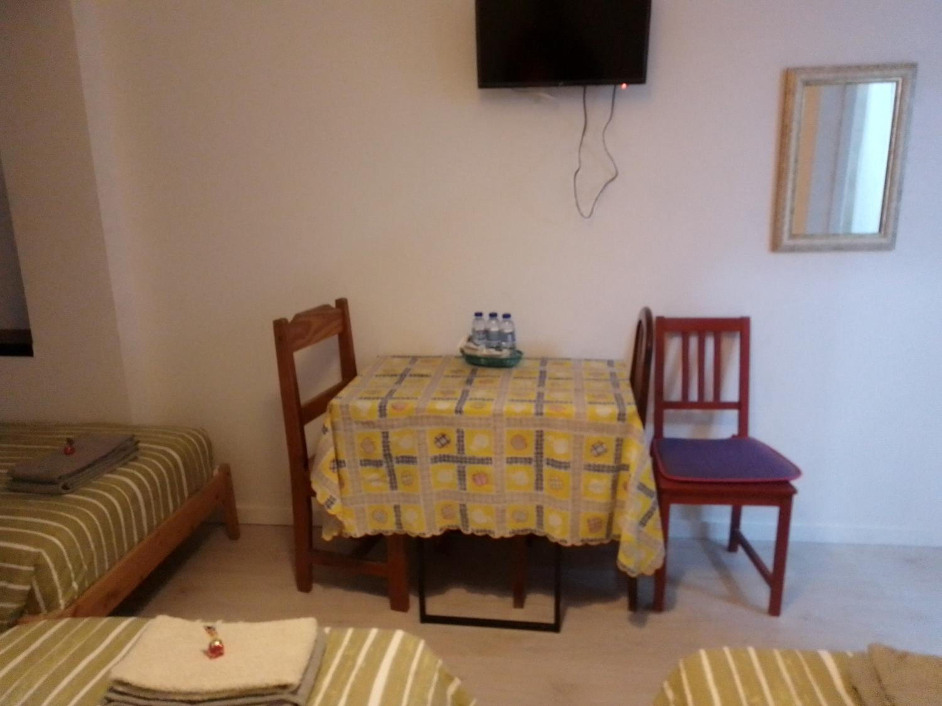 Triple Room with Private Bathroom photo 2