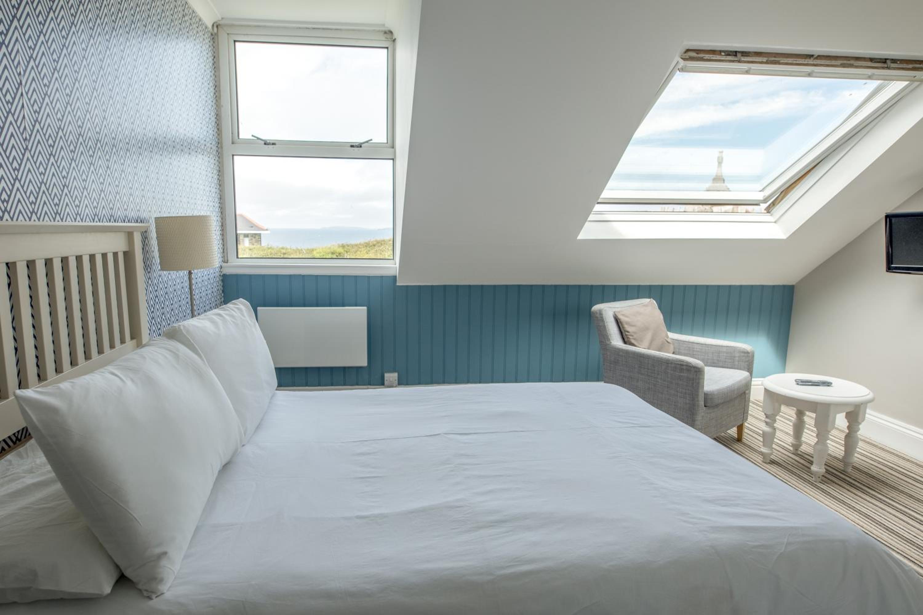 Double Room - Photo 13