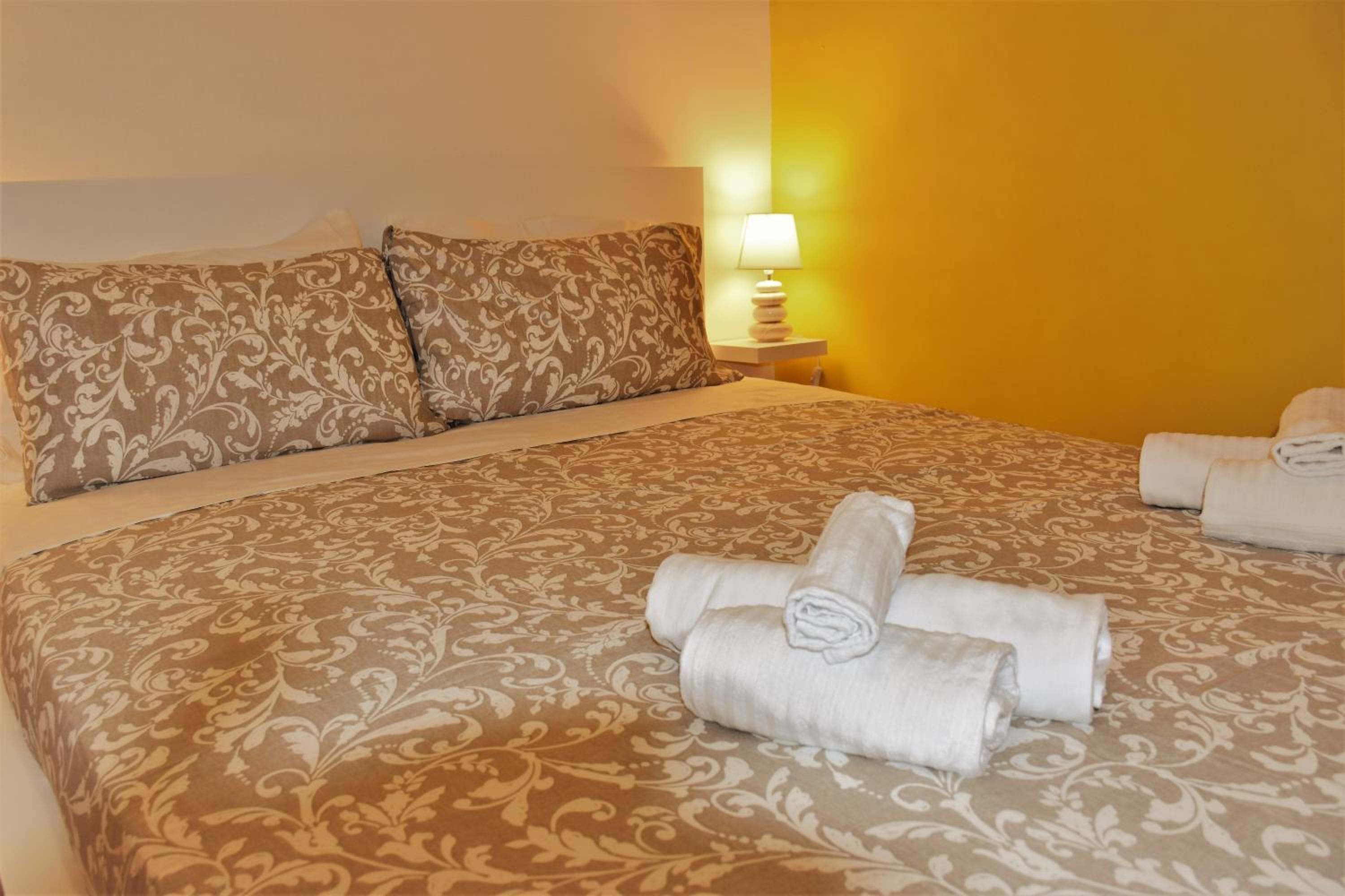 Economy Triple Room photo 1