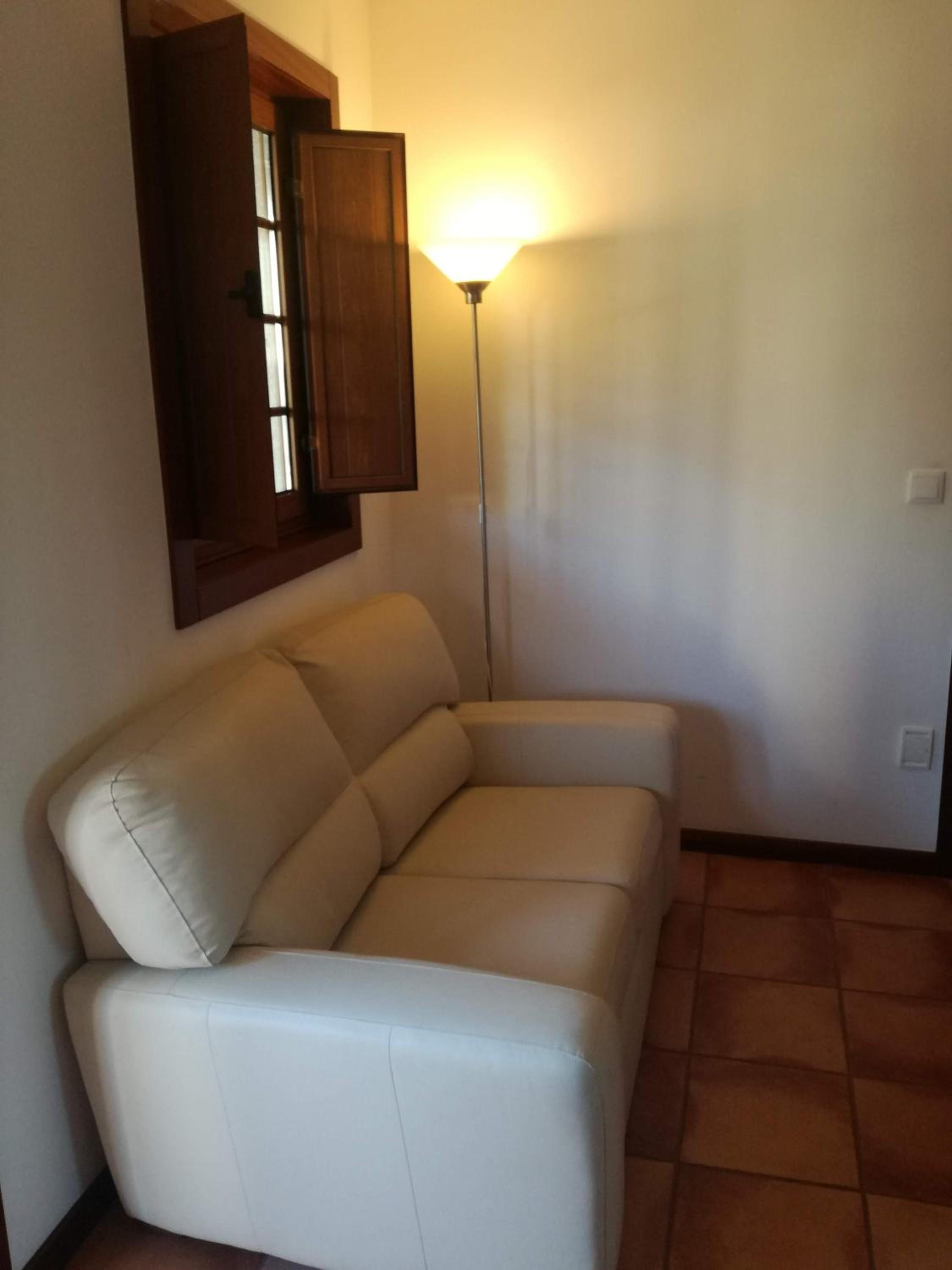 One-Bedroom Suite - Photo 2