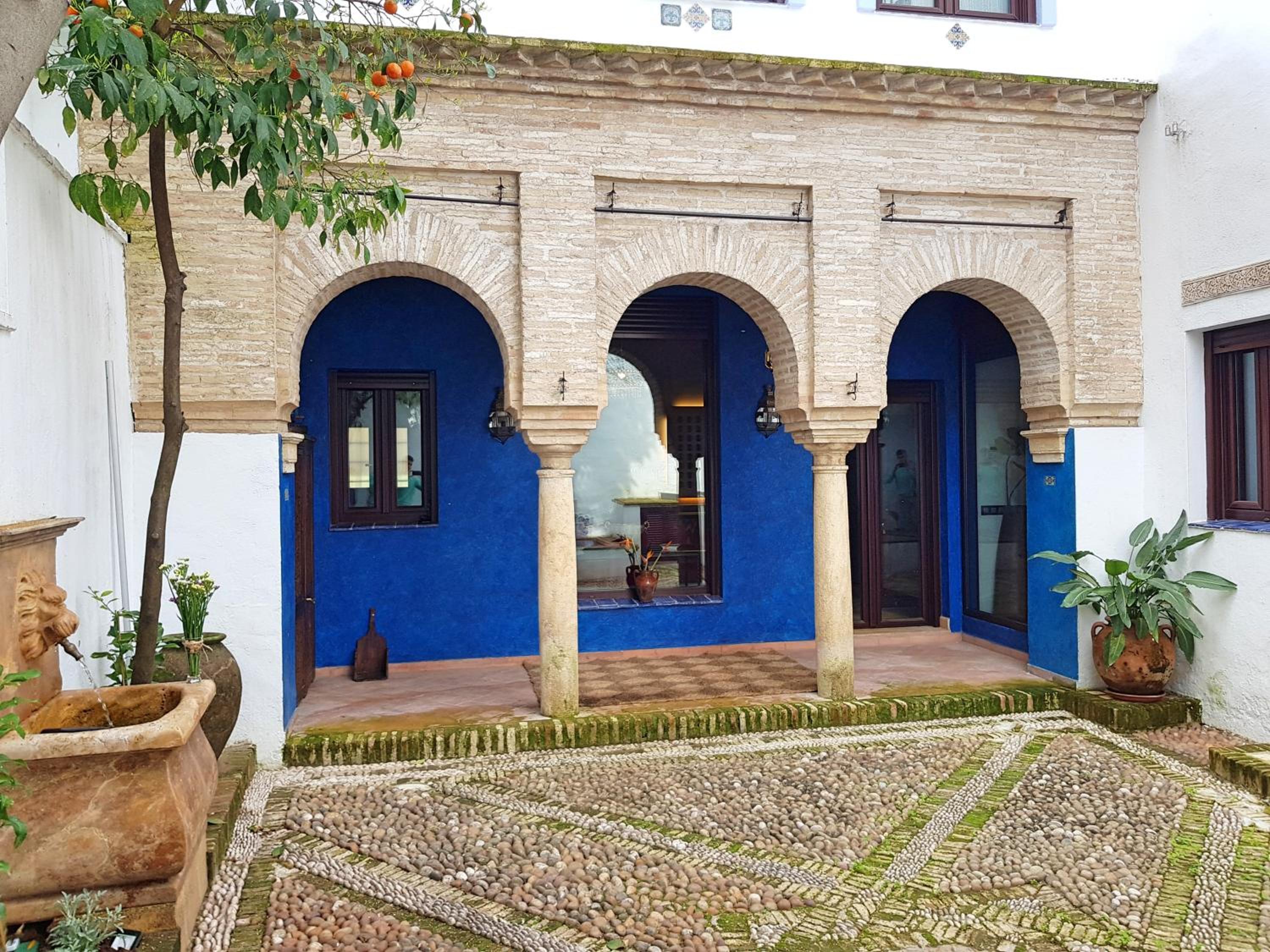Suite with Garden View - Photo 17