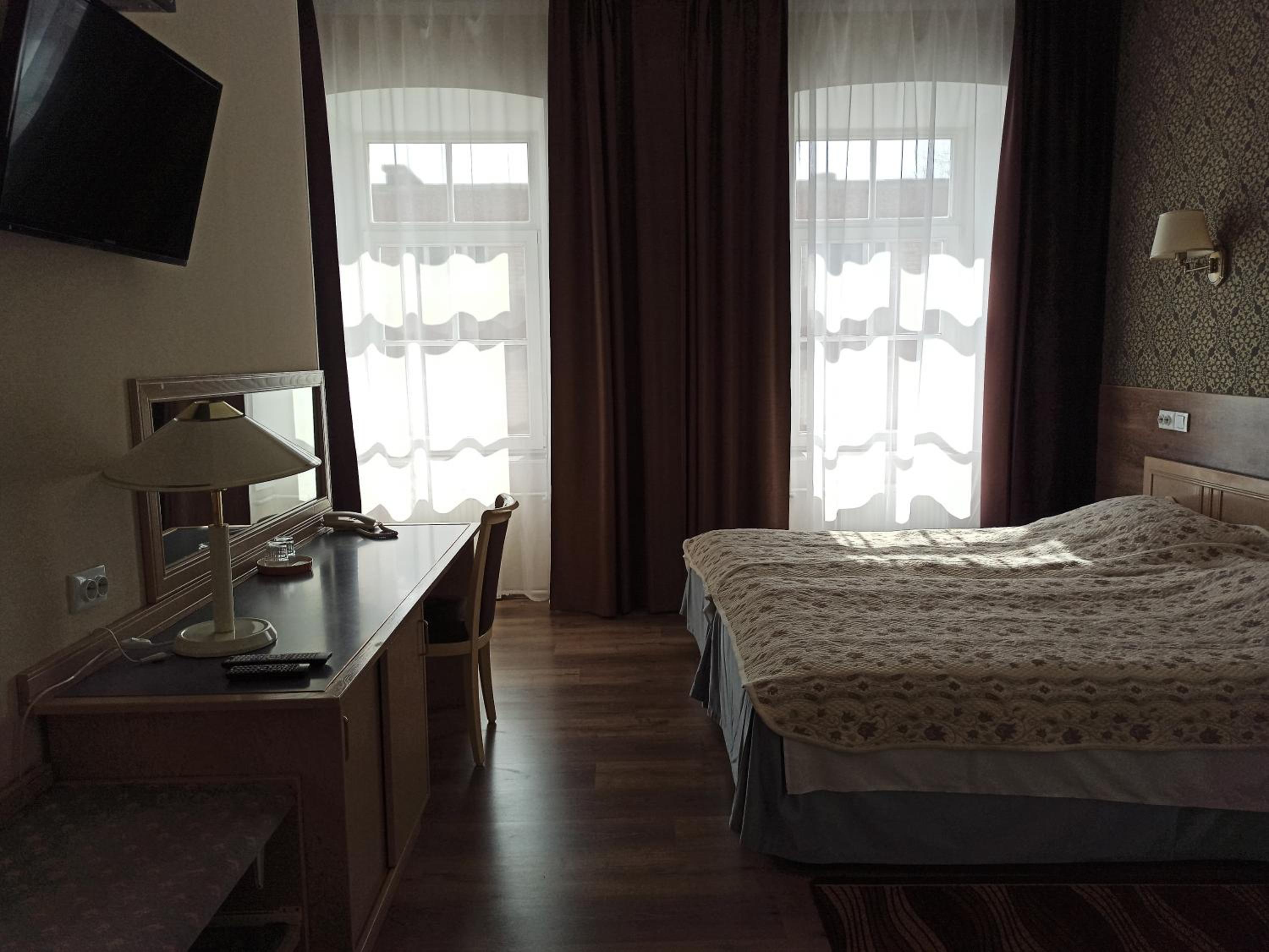 Double or Twin Room - Photo 1