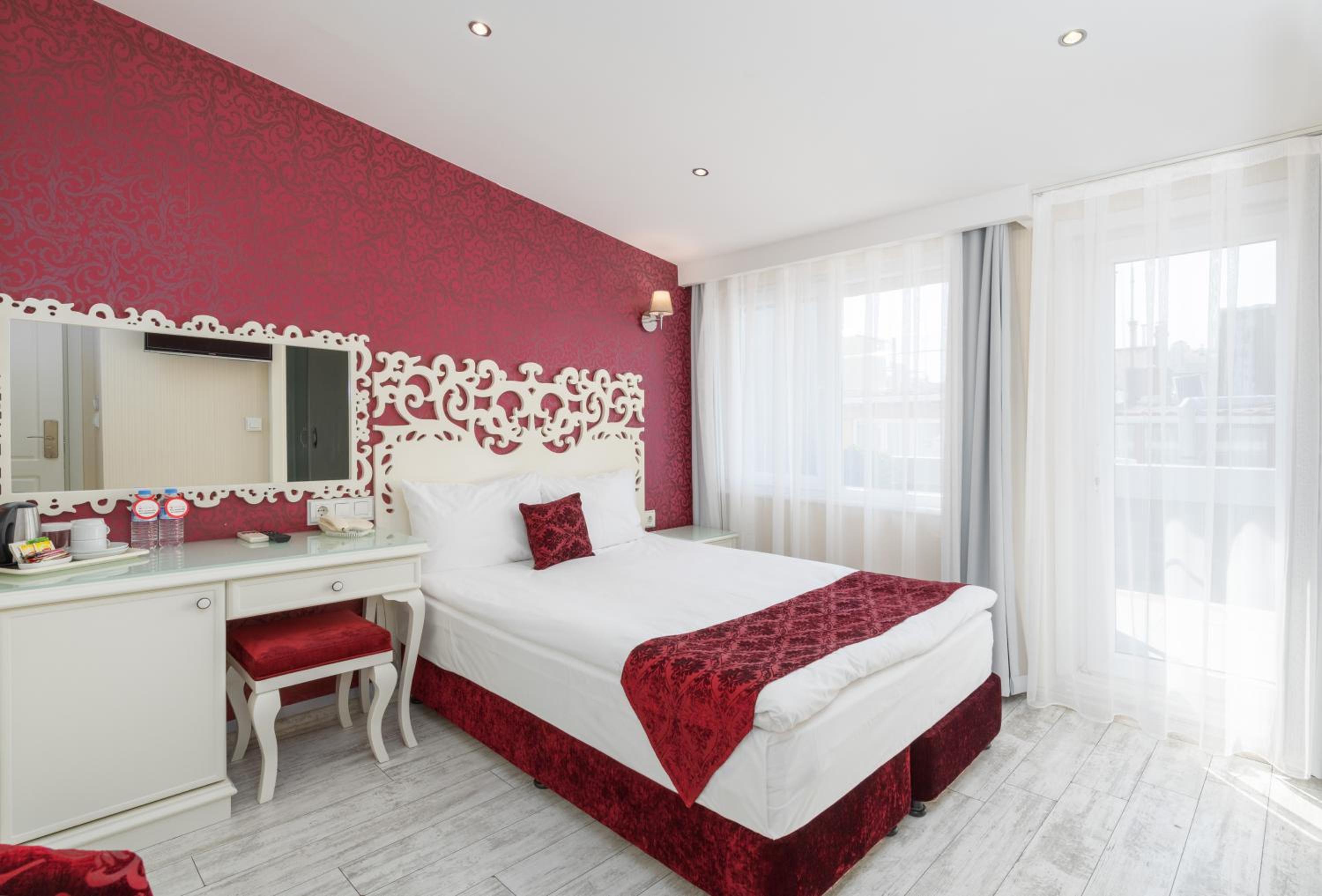 Double Room with Balcony and Sea View photo 1