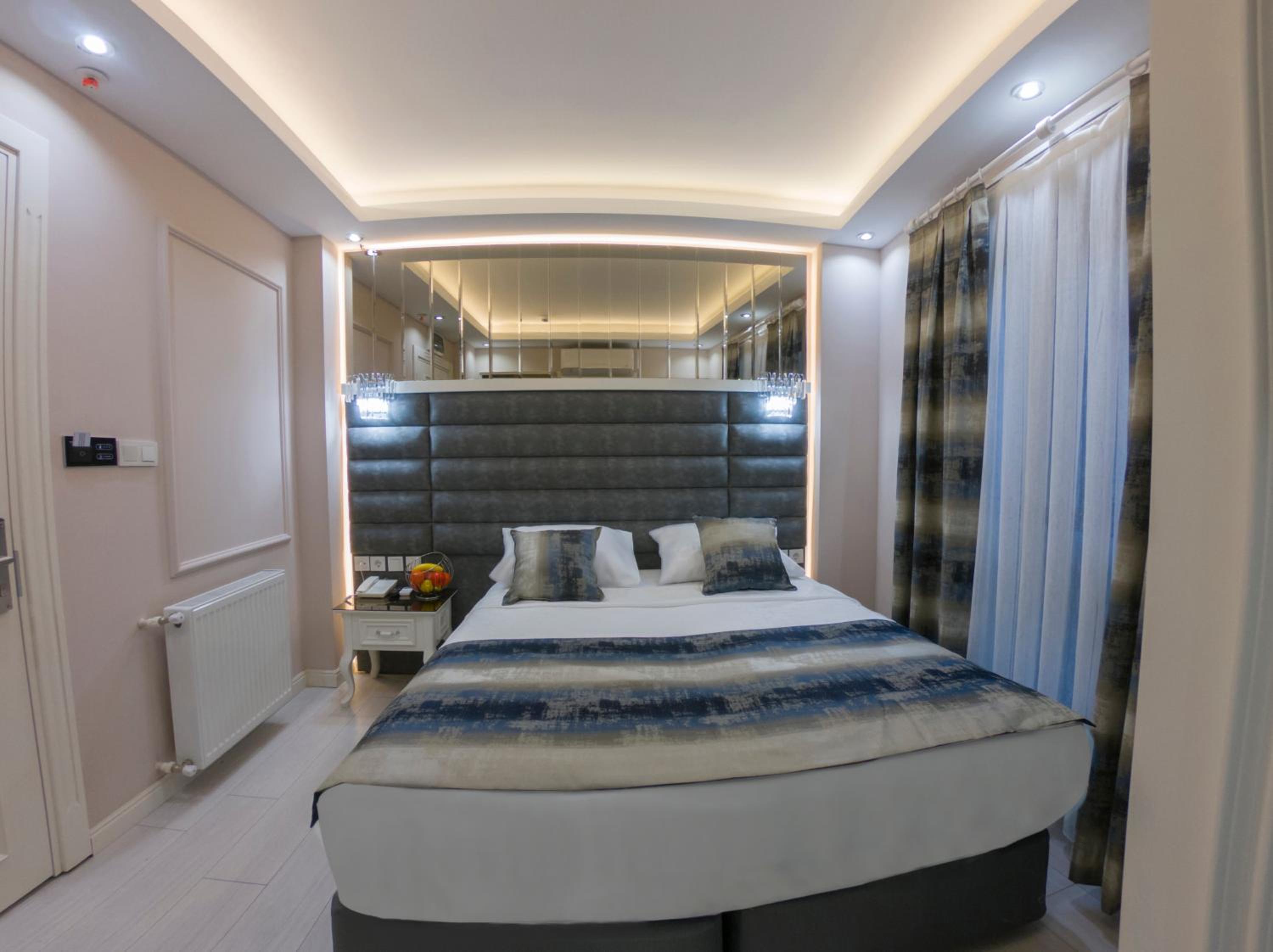 Deluxe Double Room photo 3