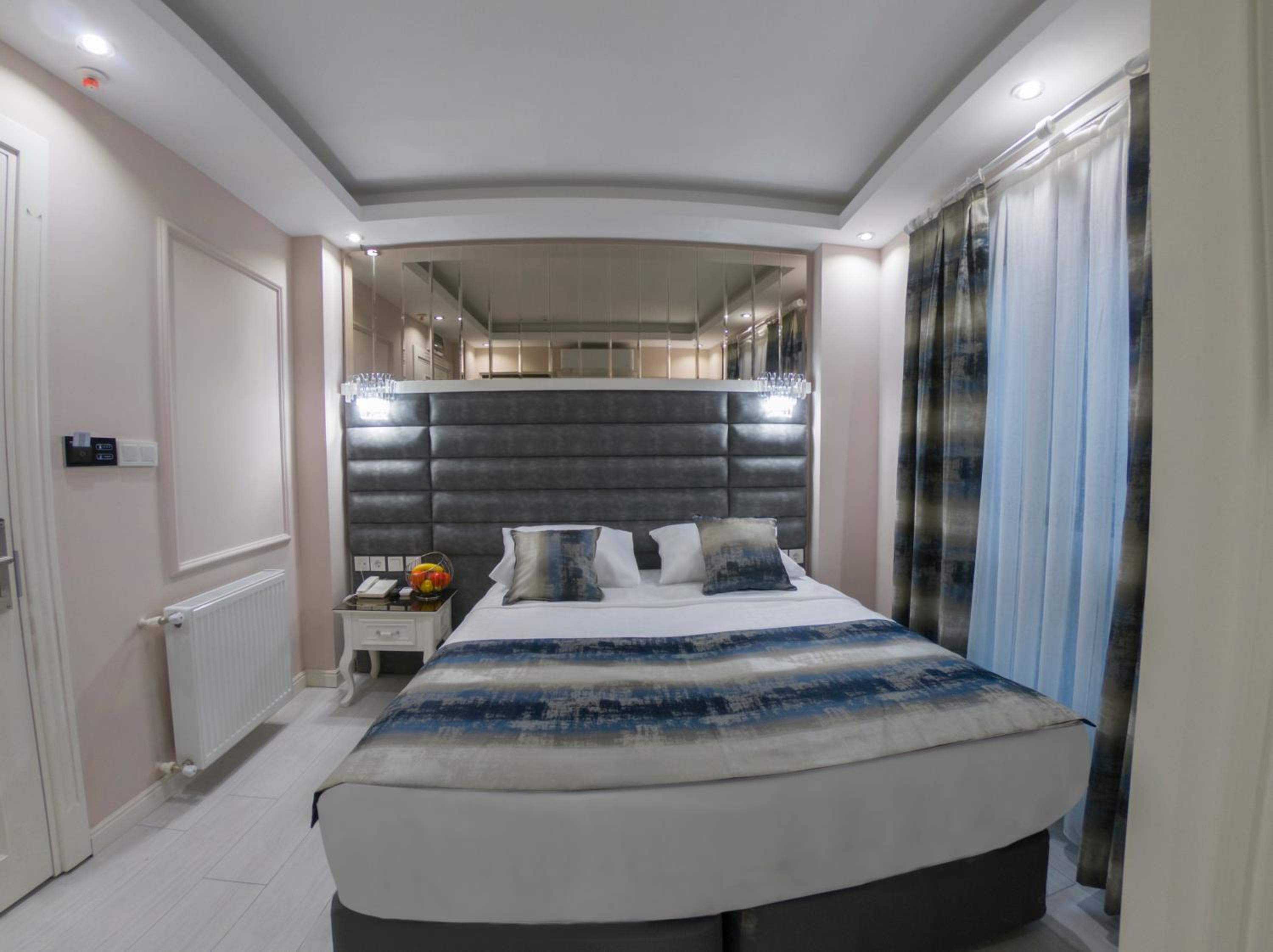 Deluxe Double Room photo 2